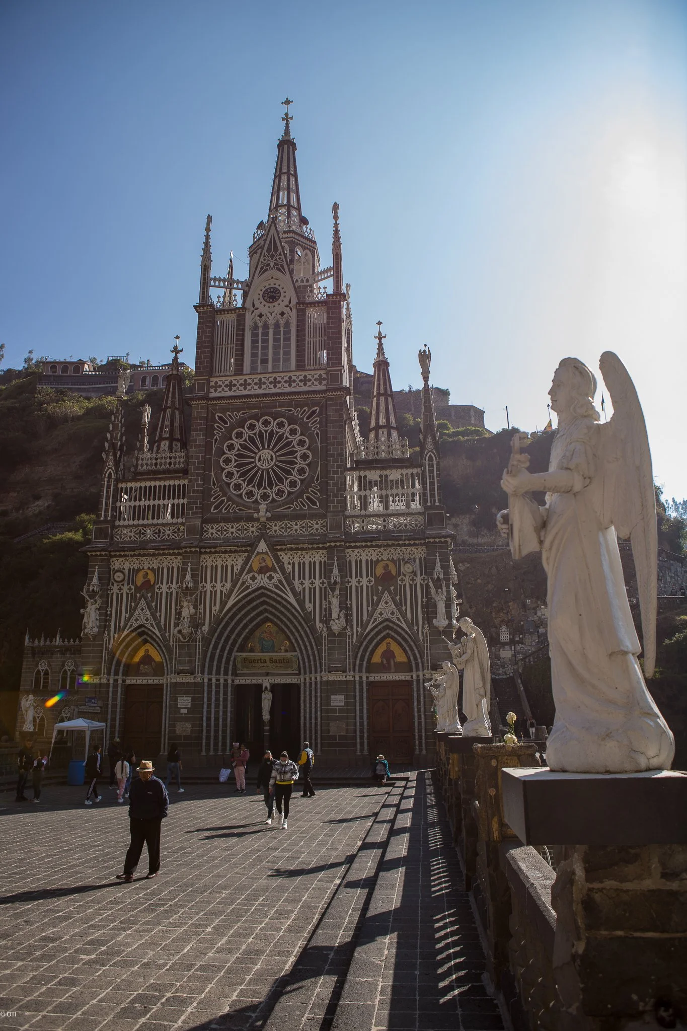 Santuario Basílica Menor de Nuestra Señora de Las Lajas - Ipiales, Colombia