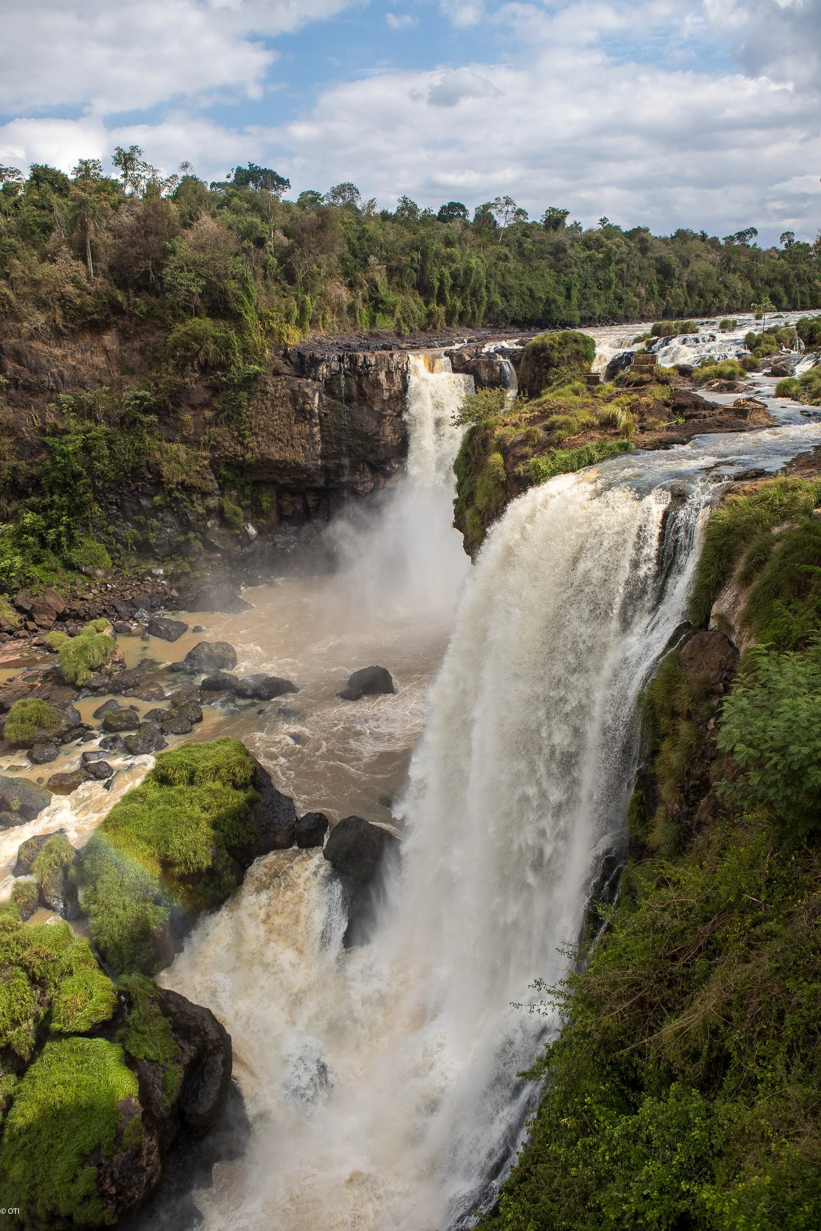 Monday Falls in Ciudad del Este, Paraguay