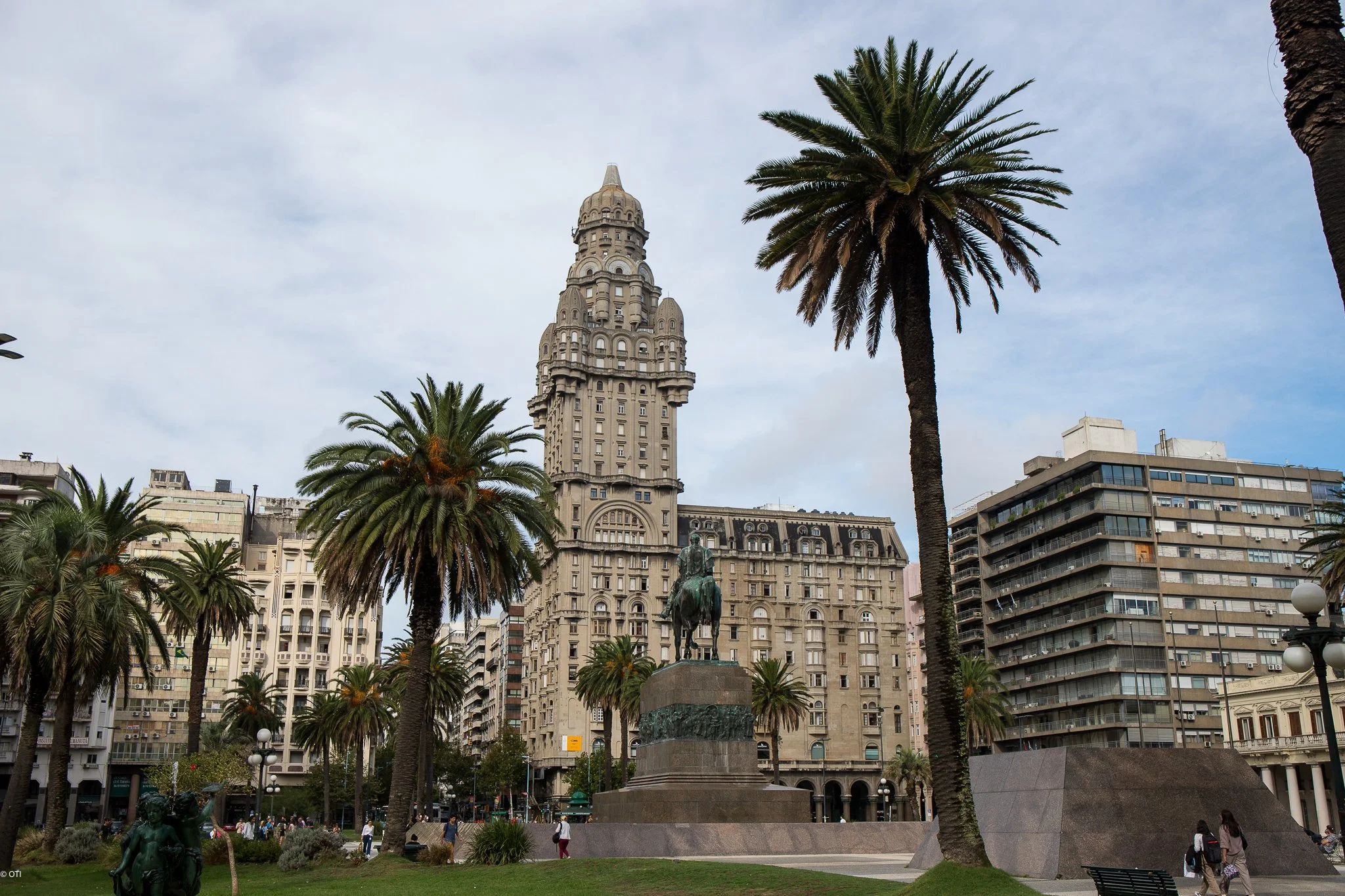 Plaza Independencia in Montevideo, Uruguay.