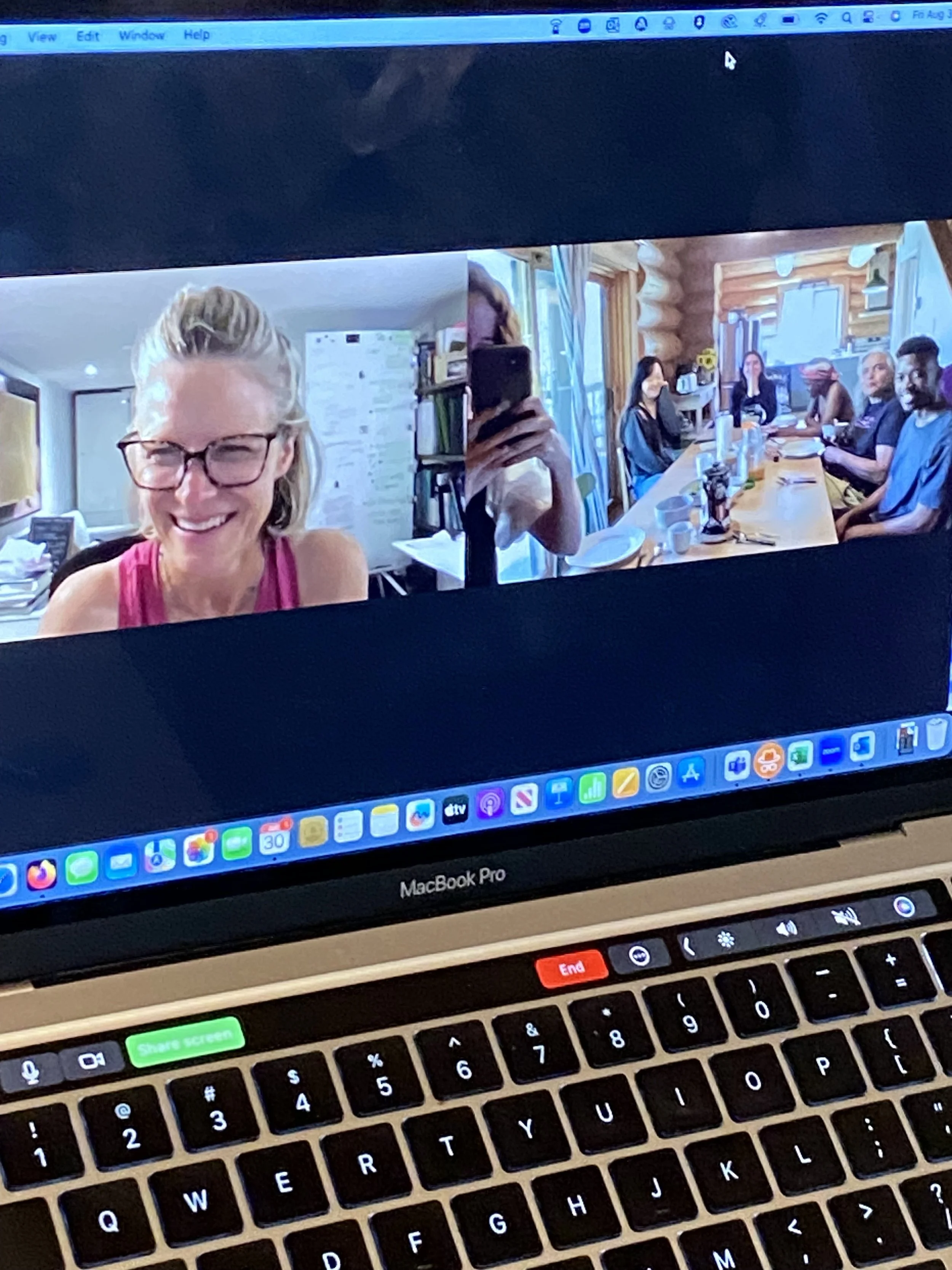 Anouchka Freybe Zooming in for a visit with the FW Cohort