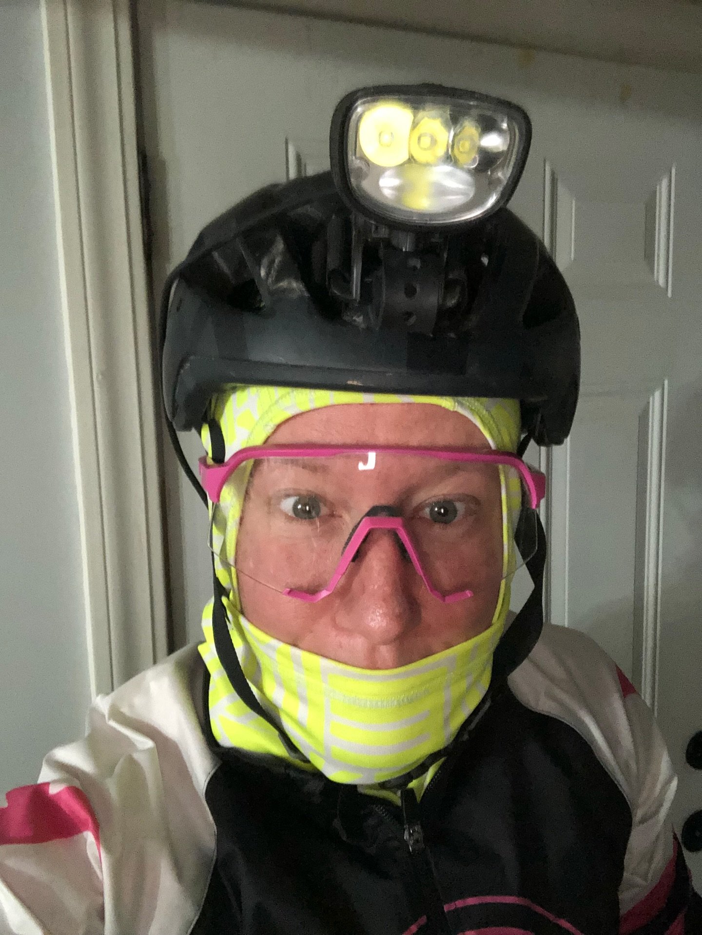 ⭐️ SATURDAY ⭐️ 

Ride to @waynesworldeft (25 miles), hit the 7am and 8:30am boot camps, and ride home.

I actually suggested the ride to-and-from the gym as an added bonus to the double boot camp day&hellip;.however please note I suggested this to Co