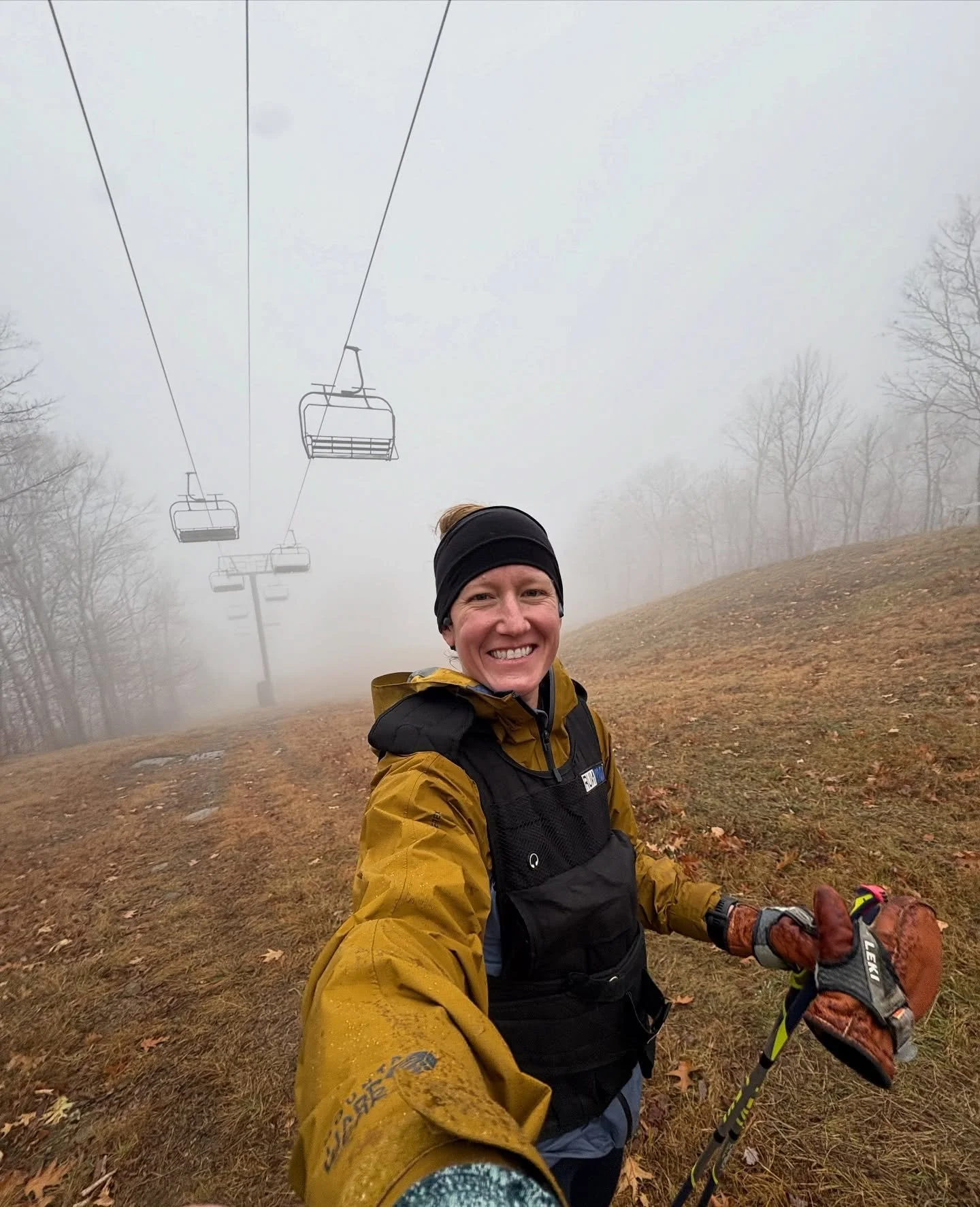 ⭐️ SUNDAY ⭐️ 

A little run&hellip;a little weight vest hike&hellip;.a little run. Might be my favorite day of the week with just under 13 miles and 3k of vert. 

Also made it to the sauna today to seal the deal on the week 🙌

Thanks for following a