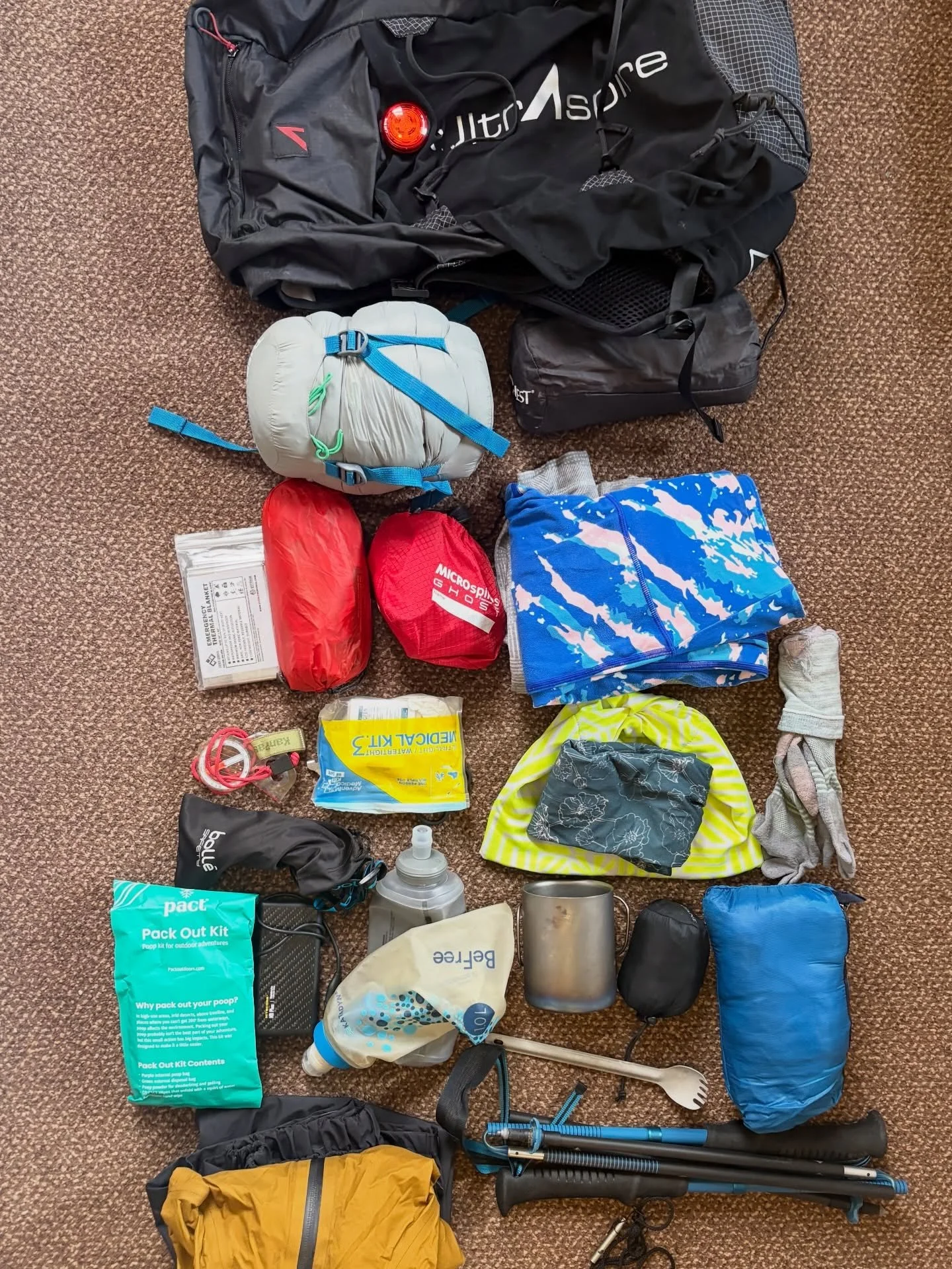 Kit Pic! 🌟 

Mandatory gear is a big part of this race. You need to carry all of this as a minimum, plus the food and water you need for each section, and any extras that you want to take based on weather and conditions. Trying not to pack my fears 