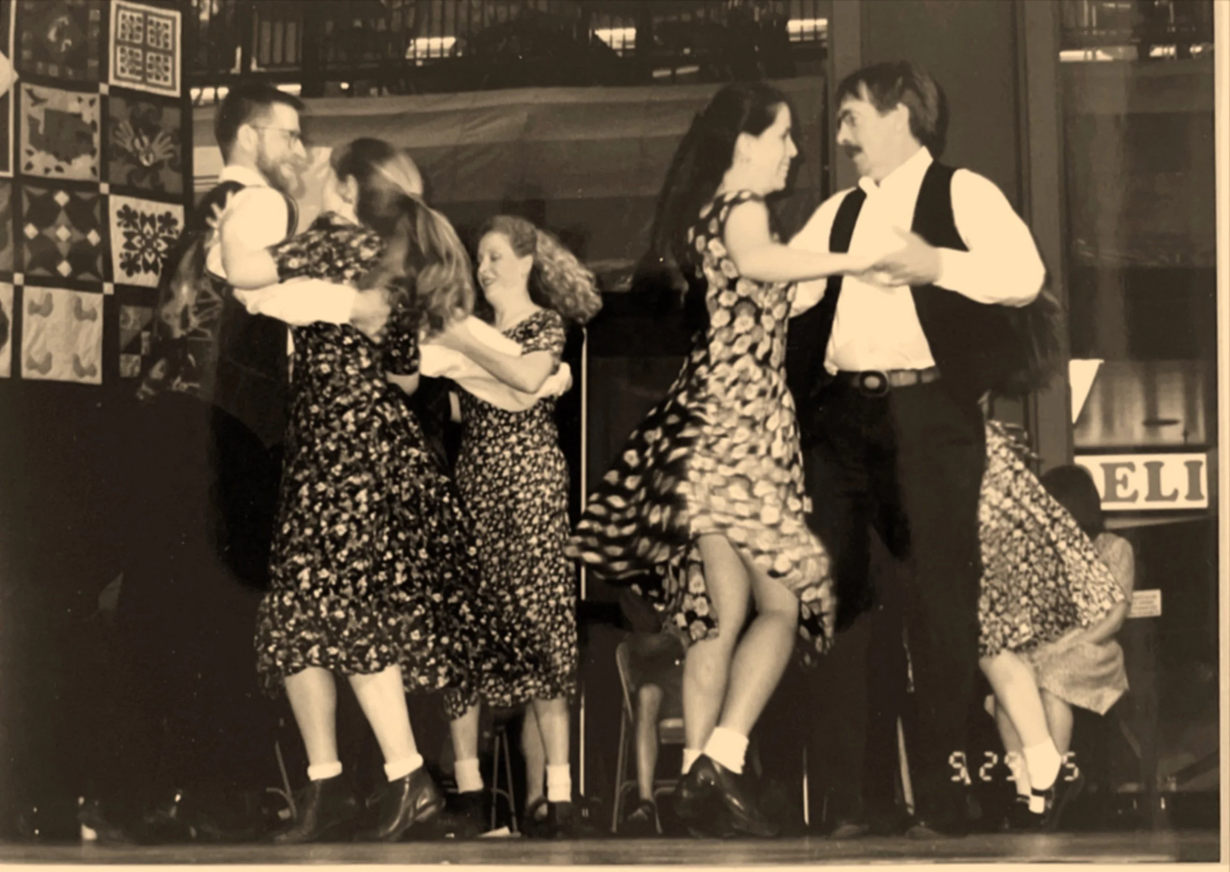 Set Dancing Group Set Dancing — Mícheál Ó Domhnaill Branch of Oregon