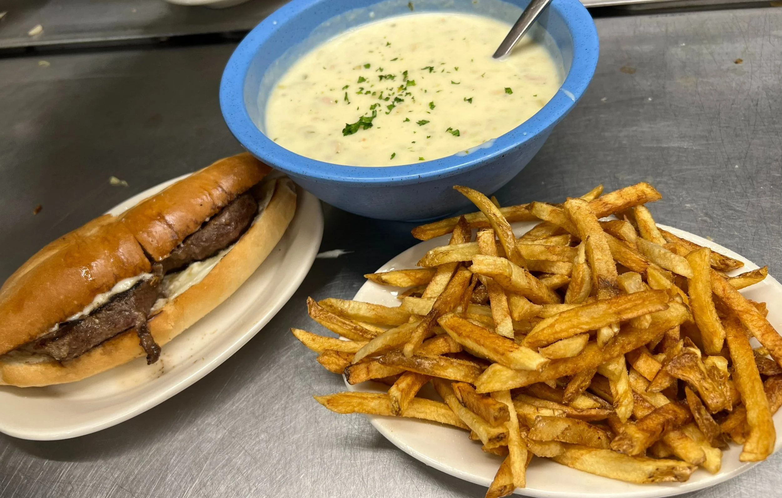 Lunch — The Star Hotel & Bar