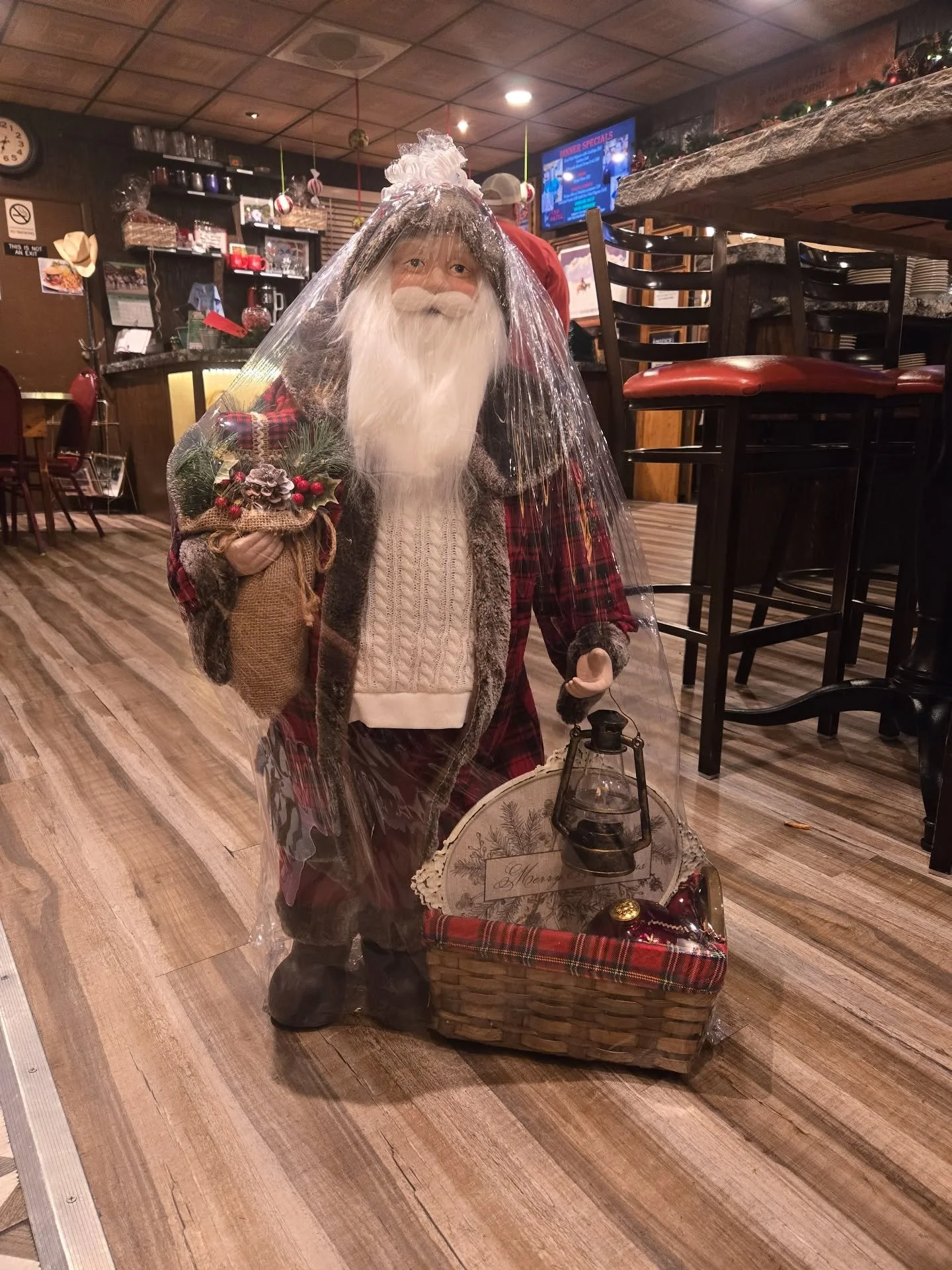 Help Us Make a Difference This Christmas 🎄✨

Join our Christmas Raffle and support a local family in our community who is in need this holiday season.

🎟 Tickets are $10 and can be purchased at the hostess desk.
🎁 Your ticket gives you a chance to