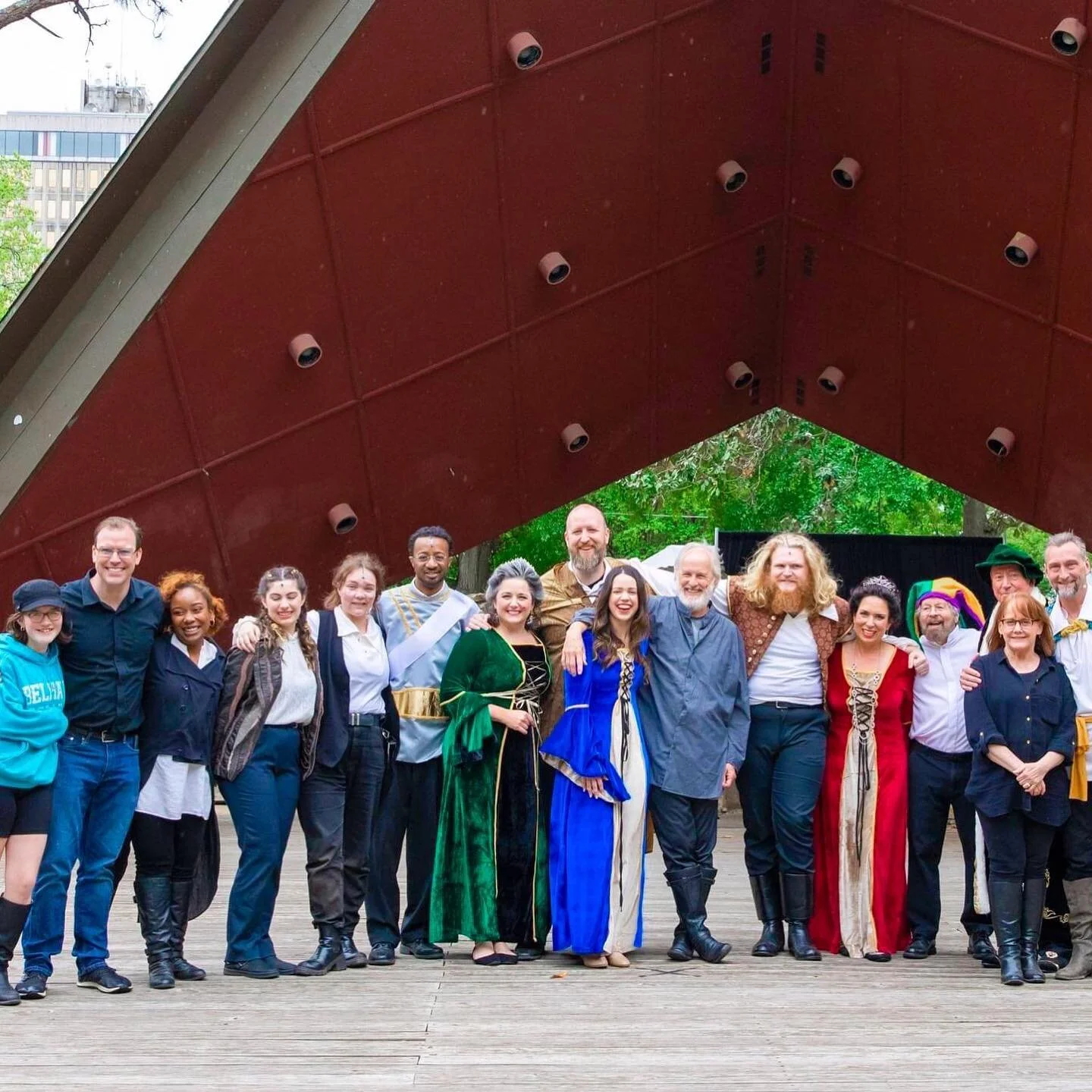 me in my villain era🖤

what a trifecta. my first Shakespeare show, my first villain role, and my first role written to be a man. King Lear came to me at a time where a lot of things weren&rsquo;t certain. Now it ends right before I go off to more ad