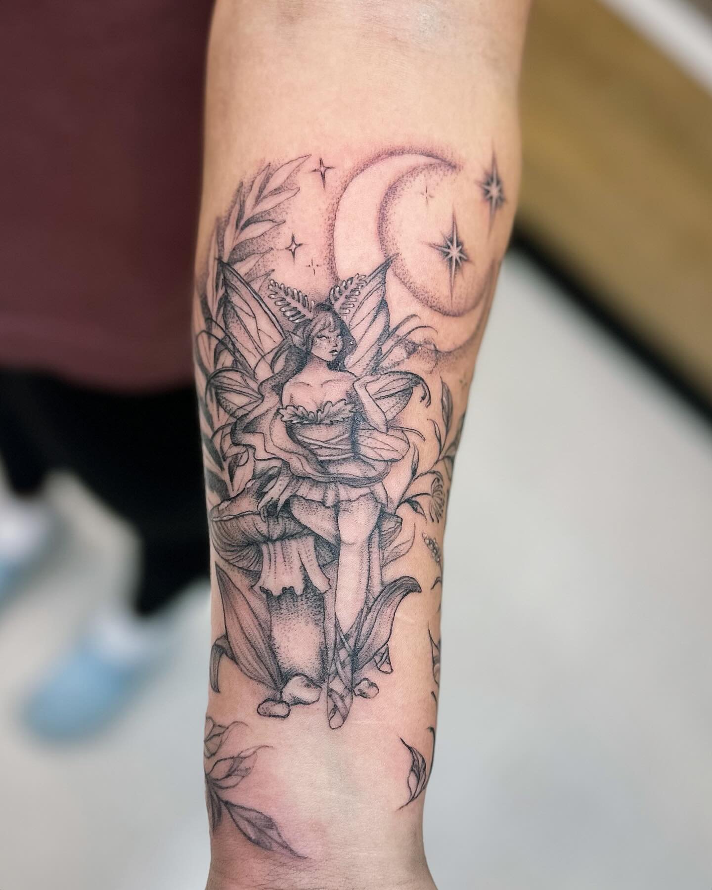 Fairy 🧚 

Due to some last minute plan changes on my end, I opened a few more spots for this week! Impromptu tattoos are sometimes the best. Big or small, last minute or not, I still love making sure they come to life ✨

Book online on my website, l