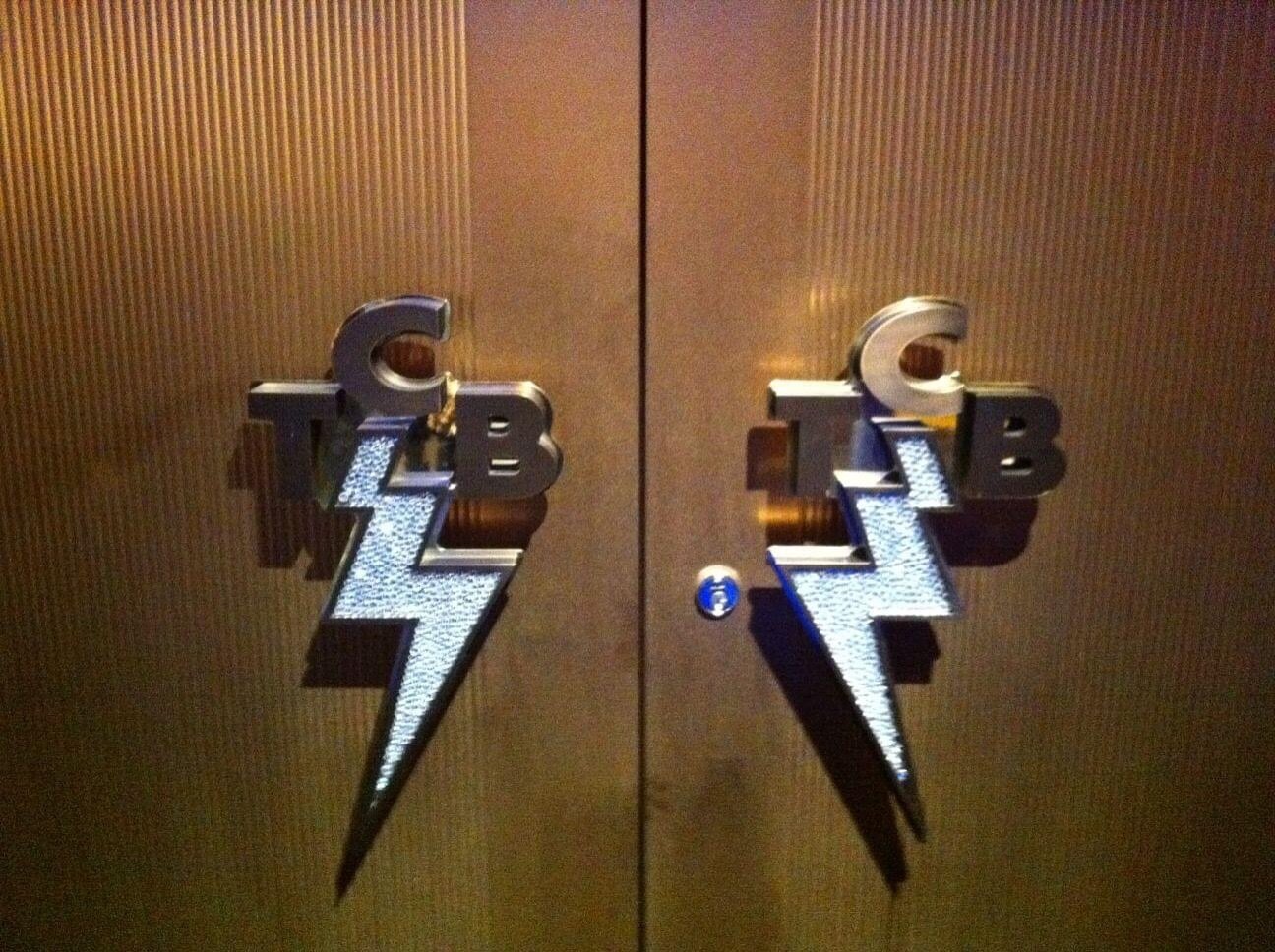 During our Studio E event this week we shared some photos from the &lsquo;Viva Elvis&rsquo; Cirque Du Soleil show at the Aria Hotel in Las Vegas that had very cool door handles to the theater.  TCB⚡

Unfortunately the show only lasted from February 2