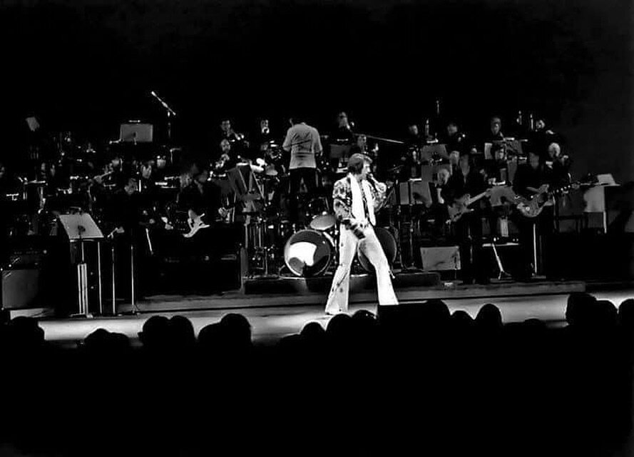Who said Elvis never performed with an orchestra. 

⚡️
⚡️
⚡️
⚡️
⚡️
⚡️
⚡️
#elvis #elvispresley #alwayselvis #graceland #thekimgofrocknroll #theking #tcb #memphis #tennessee #sunrecords #rca #jumpsuit #ontour #lasvegas #orchestra