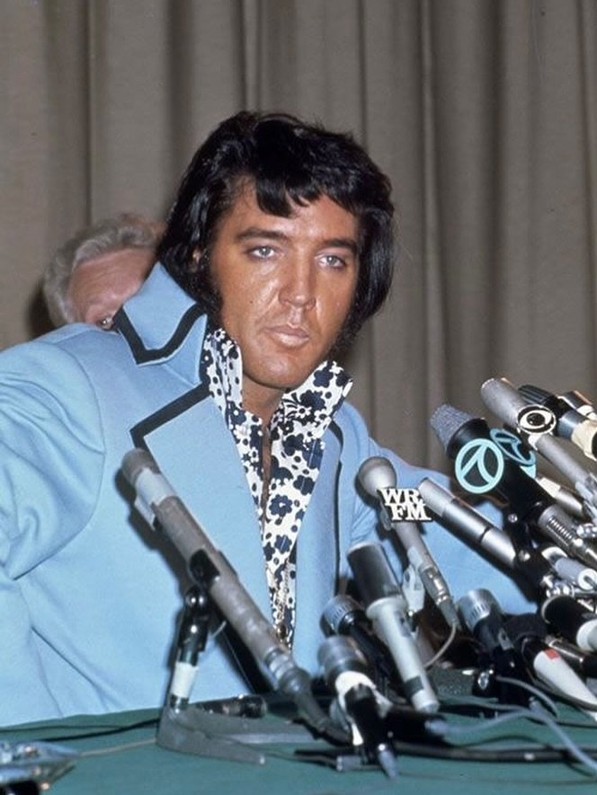 June 9, 1972 Elvis pleads innocent of all charges. ;)