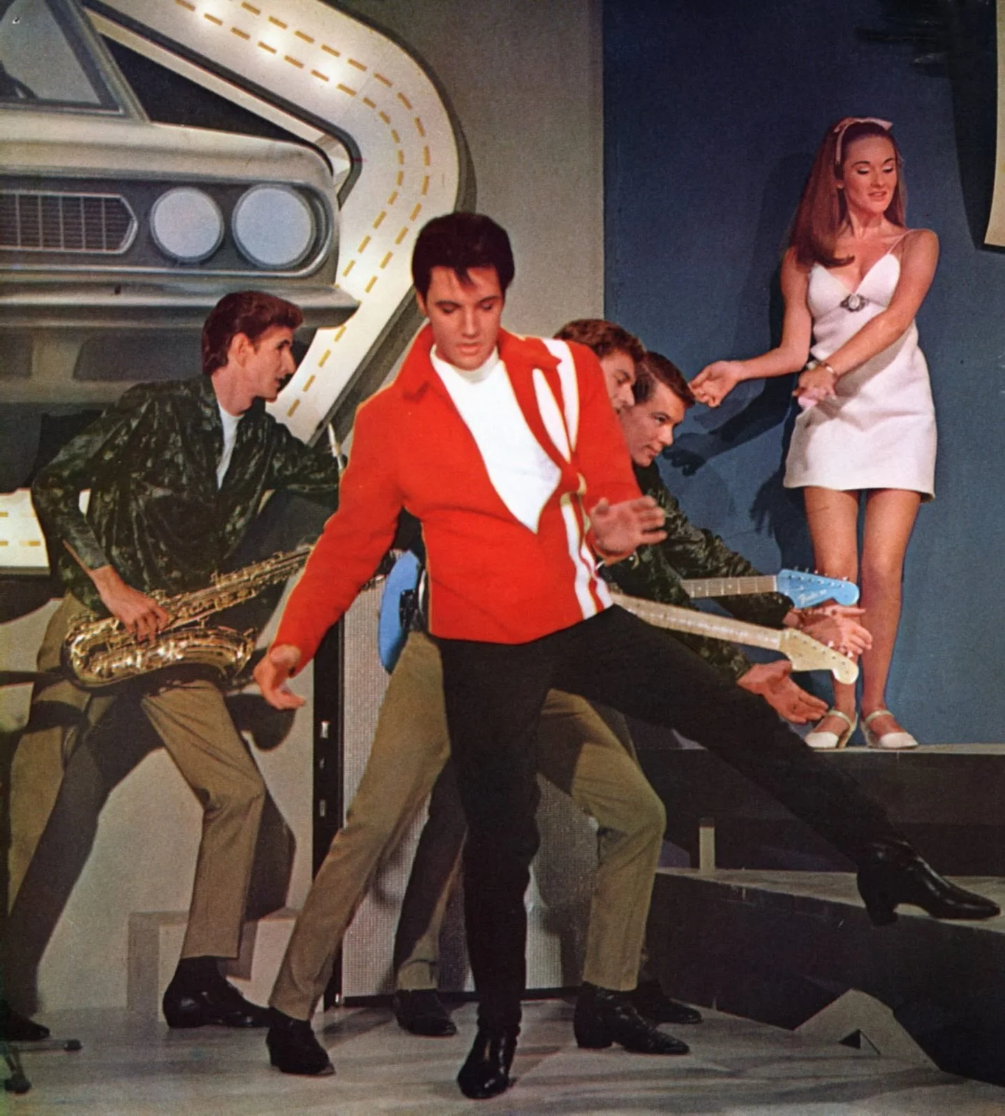 Have yourself a groovy day and just remember to let yourself go. #elvis