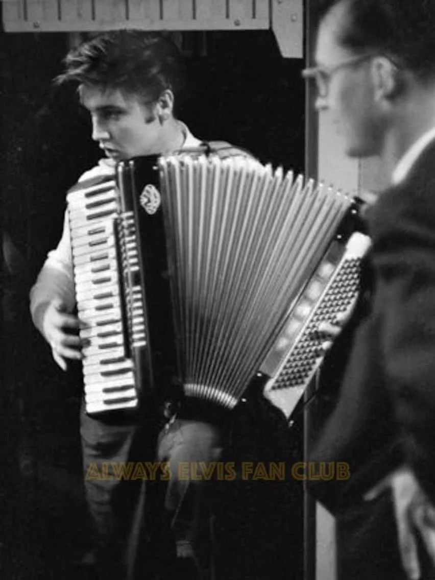 Accordion Elvis. Name this Elvis song. #Elvis #accordion
