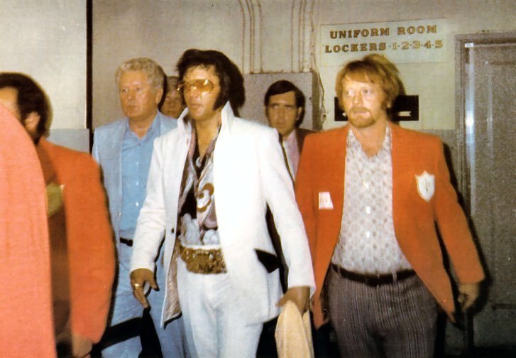 elvischicago.jpg