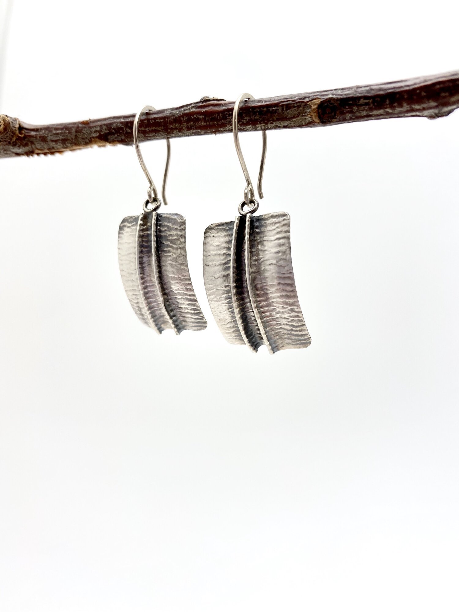 SILVER PLEATED PILLOWS