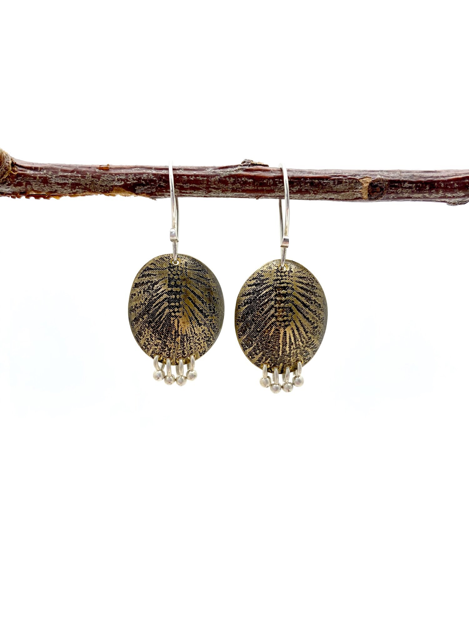 TWO TONED STAR CORAL DROPS