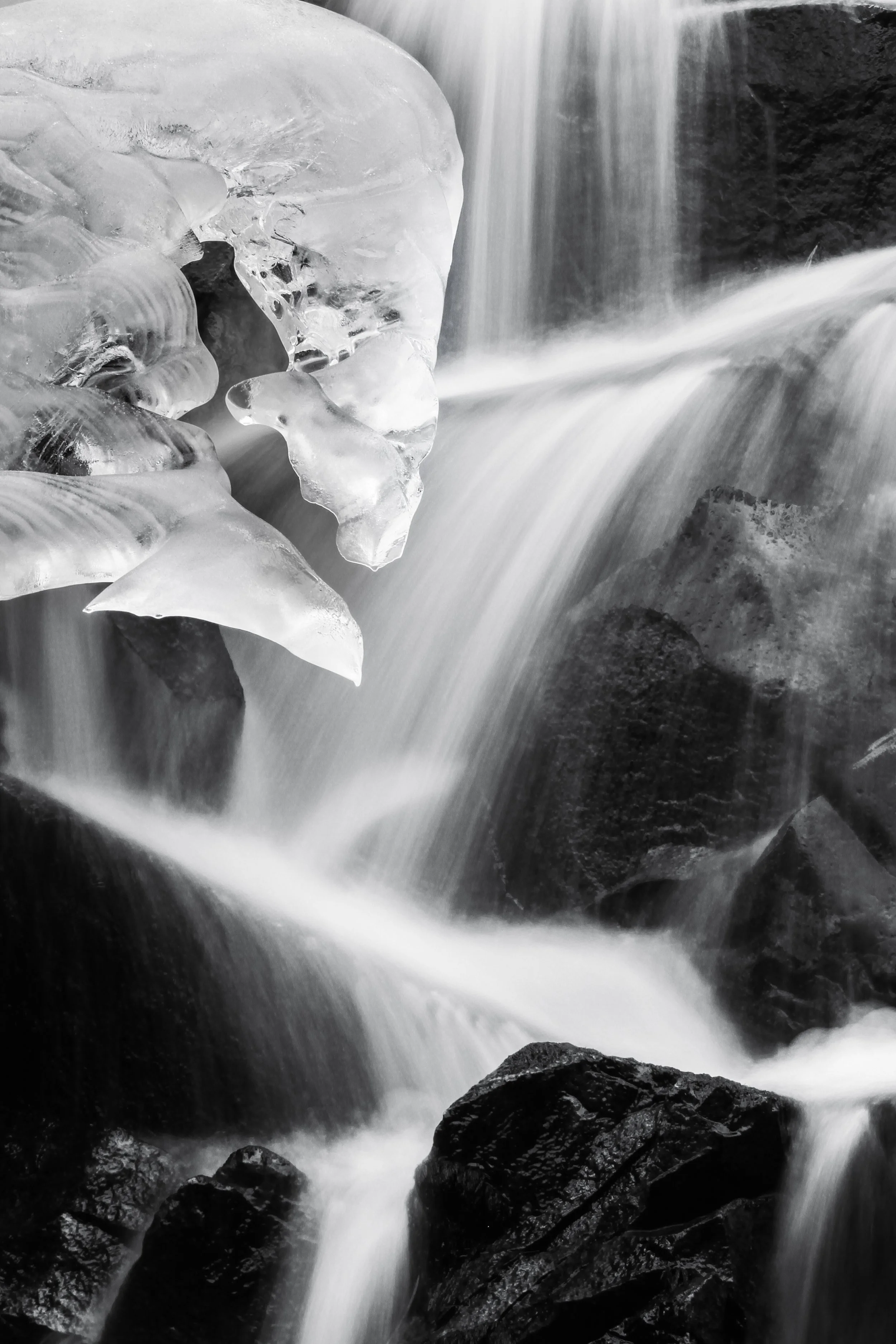 42. Ice Formation and Lee Vining Creek: Eastern Sierra, Winter