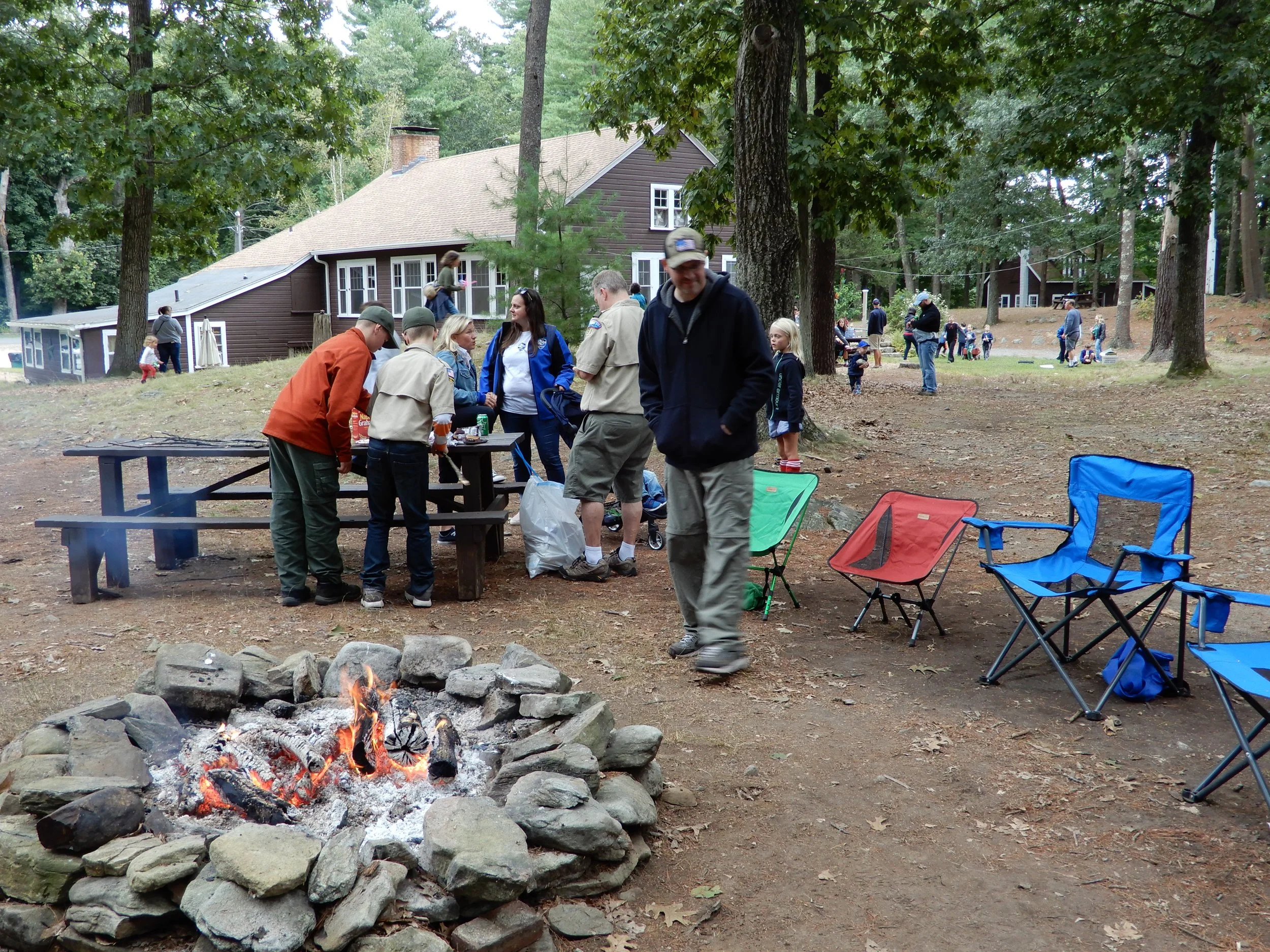 Fire pits and picnic tables at all sites