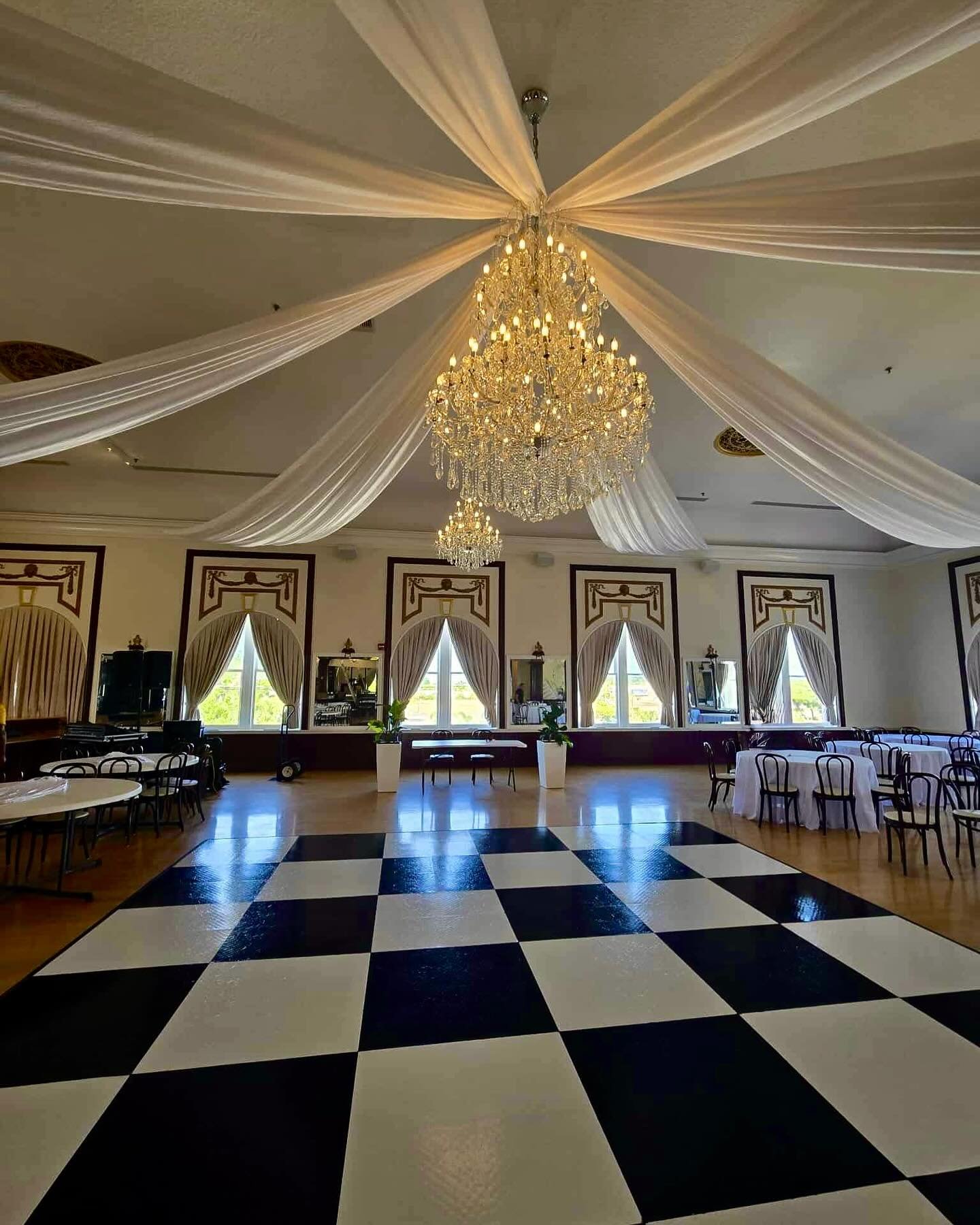 Draped Ceiling “Starburst” at Centro Asturiano. ——-—————————————————————————