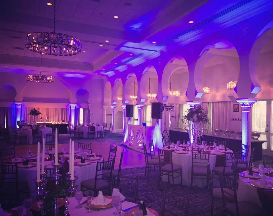 Vinoy (Sunset Ballroom) - DJ & Lighting.jpg