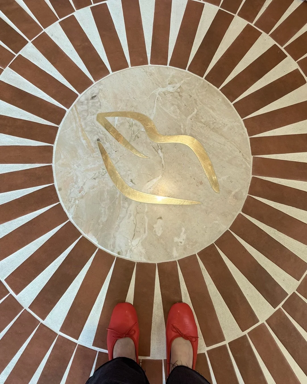 An icon isn&rsquo;t made overnight. It took rounds of exploration, edits, and deep conversation about what Living Beauty truly stands for. We tested, tweaked, and kept circling back to a symbol that&rsquo;s always been part of the story...

A new ico