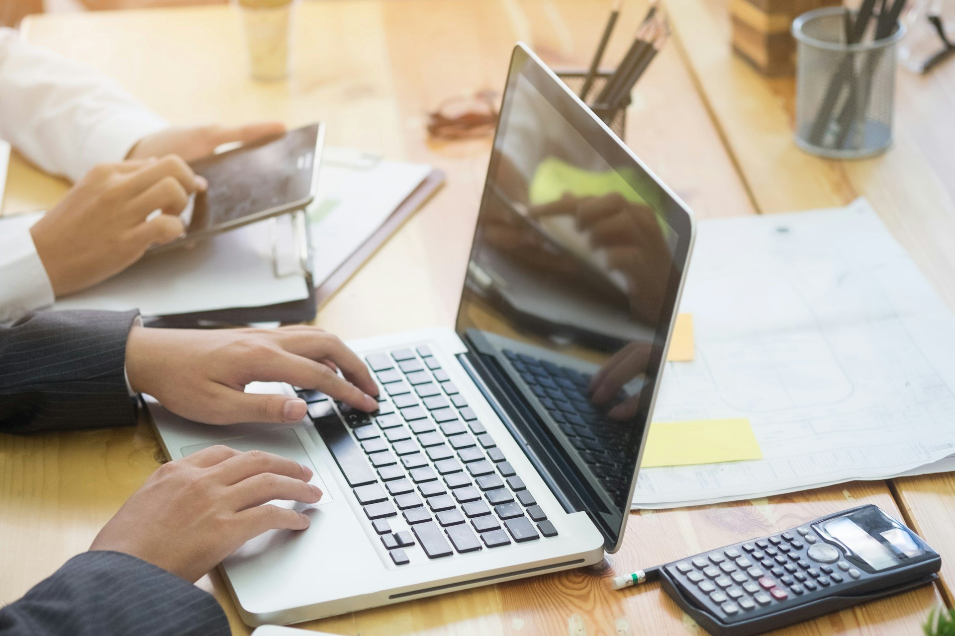 Newsletter Advertising Examples That Actually Convert