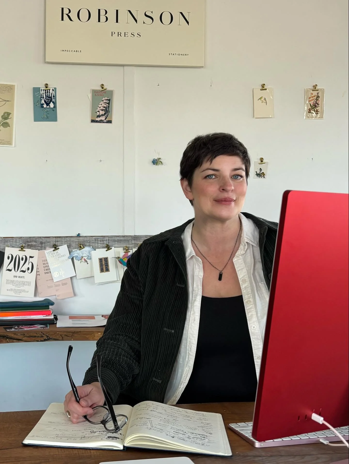 It&rsquo;s been awhile since we&rsquo;ve introduced ourselves&hellip; 

Rachel Robinson is the owner of Robinson Press and designs each suite with meticulous care and passion for creating a visual language that tells your story. With a dual-degree in