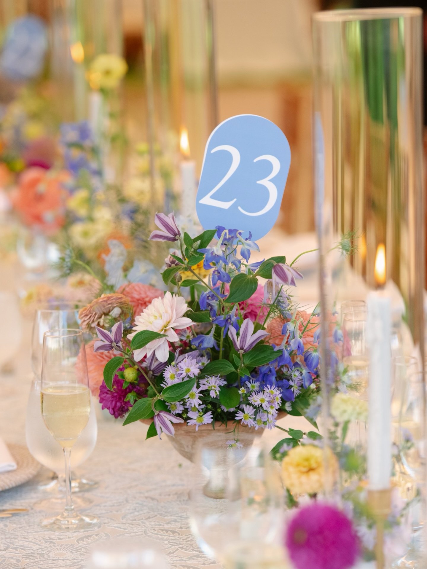 Hoping everyone is staying warm &amp; safe today! ❄️ Here&rsquo;s a reminder that summer weddings will be here before we know it (that&rsquo;s what we&rsquo;ll keep telling ourselves anyways) 💐