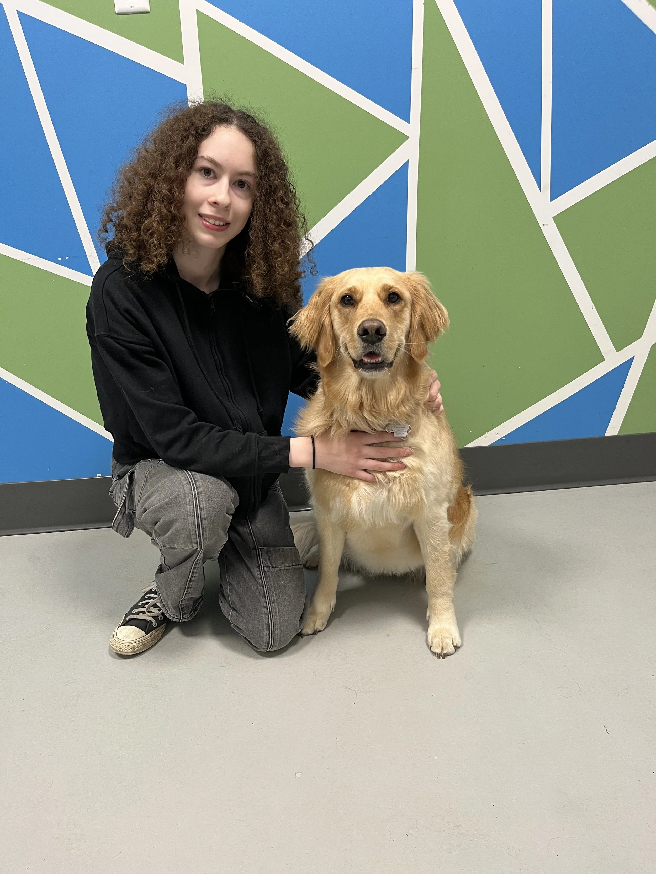 dog-daycare-team-airdrie-evelynn.jpg