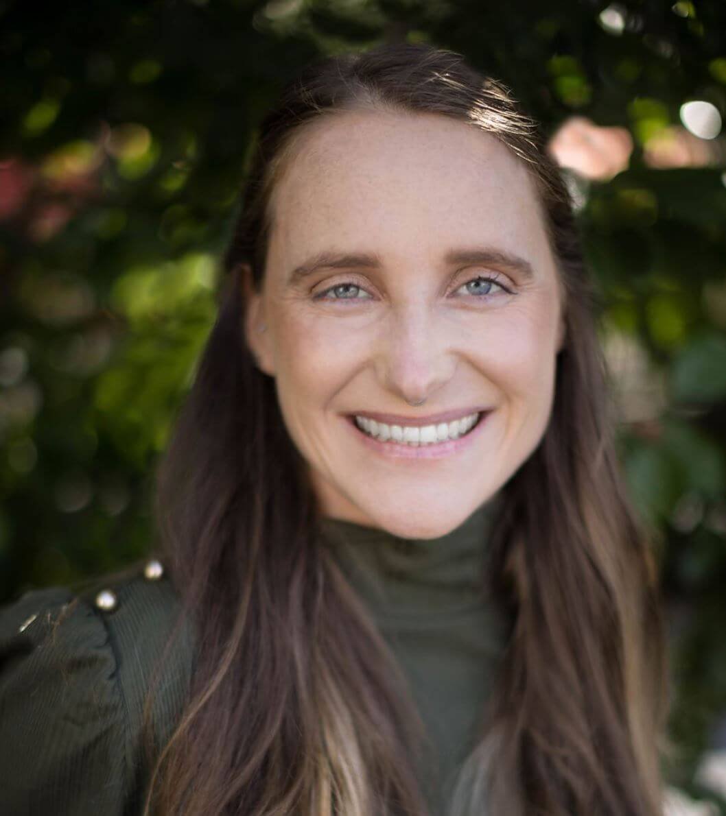 Portrait of Allie Rigby, Owner of Sunlight Editing, Nicely Made's happy client
