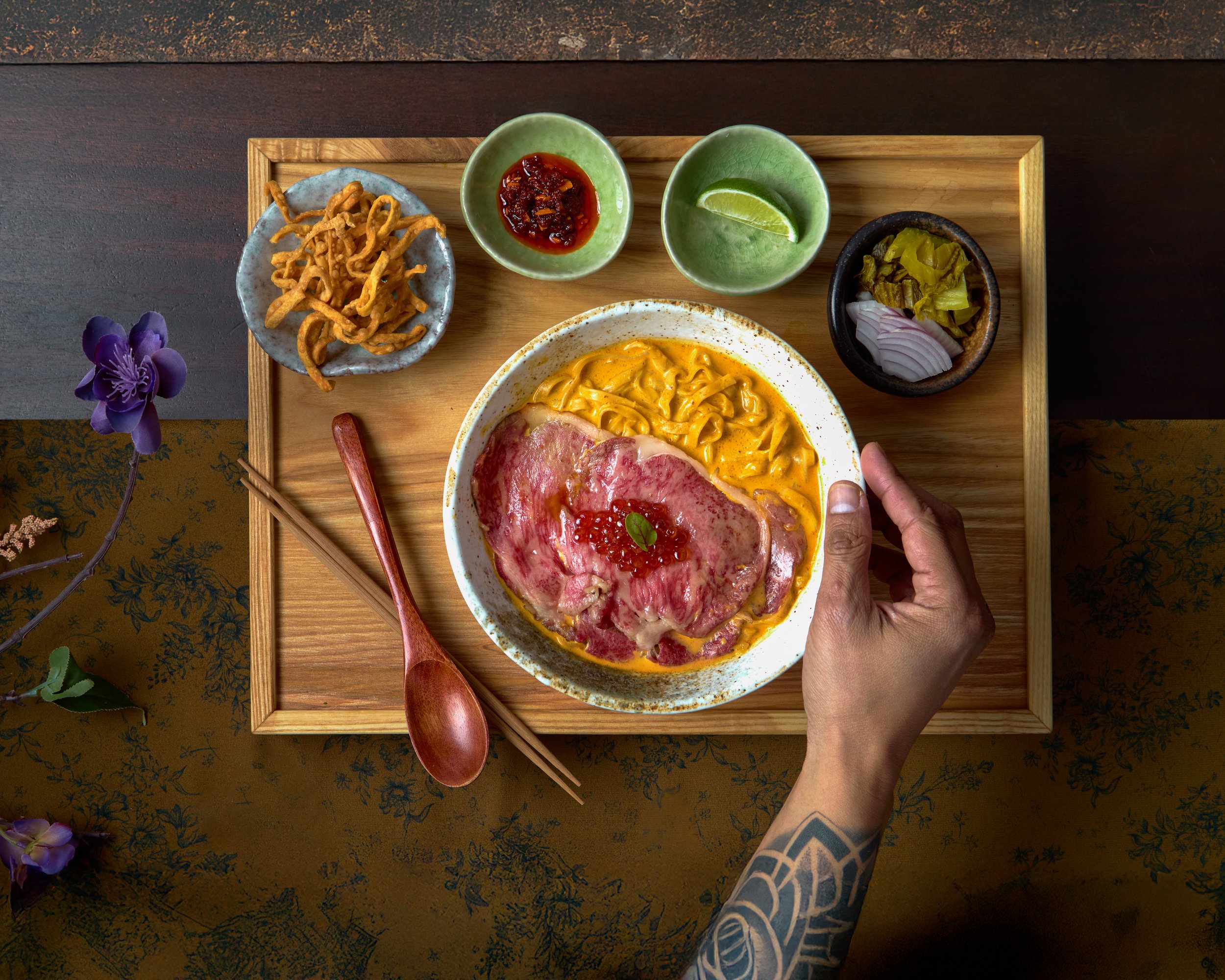 Khao Soi On Me.
Our signature Khao-Soi
A generational Thai recipe meets Japanese flair.
Food Photography
