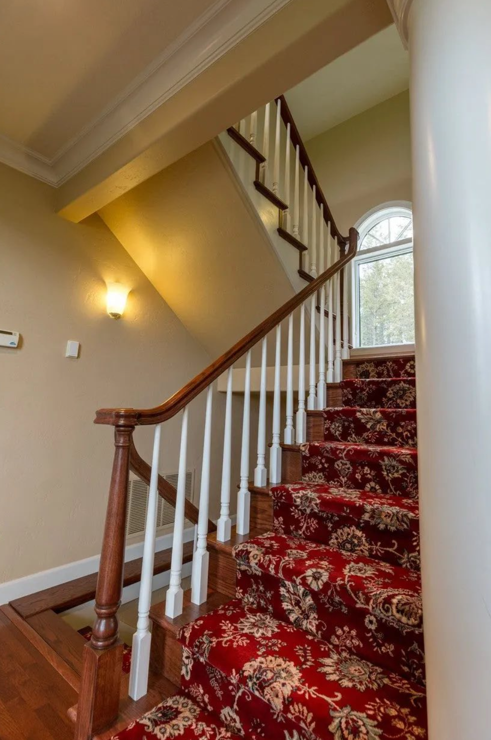 staircase before.png