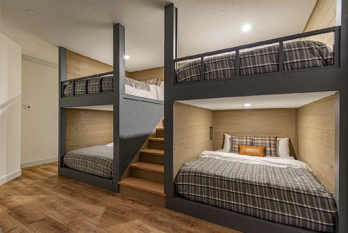 queen bunks 2.jpg