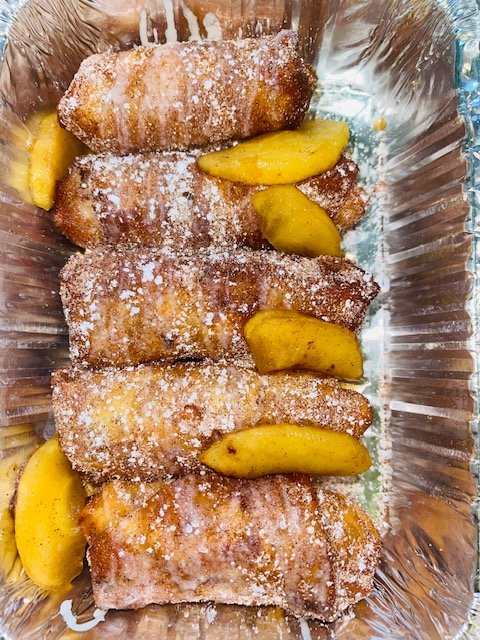 Apple Pie Cheesecake Egg Rolls (4pack)