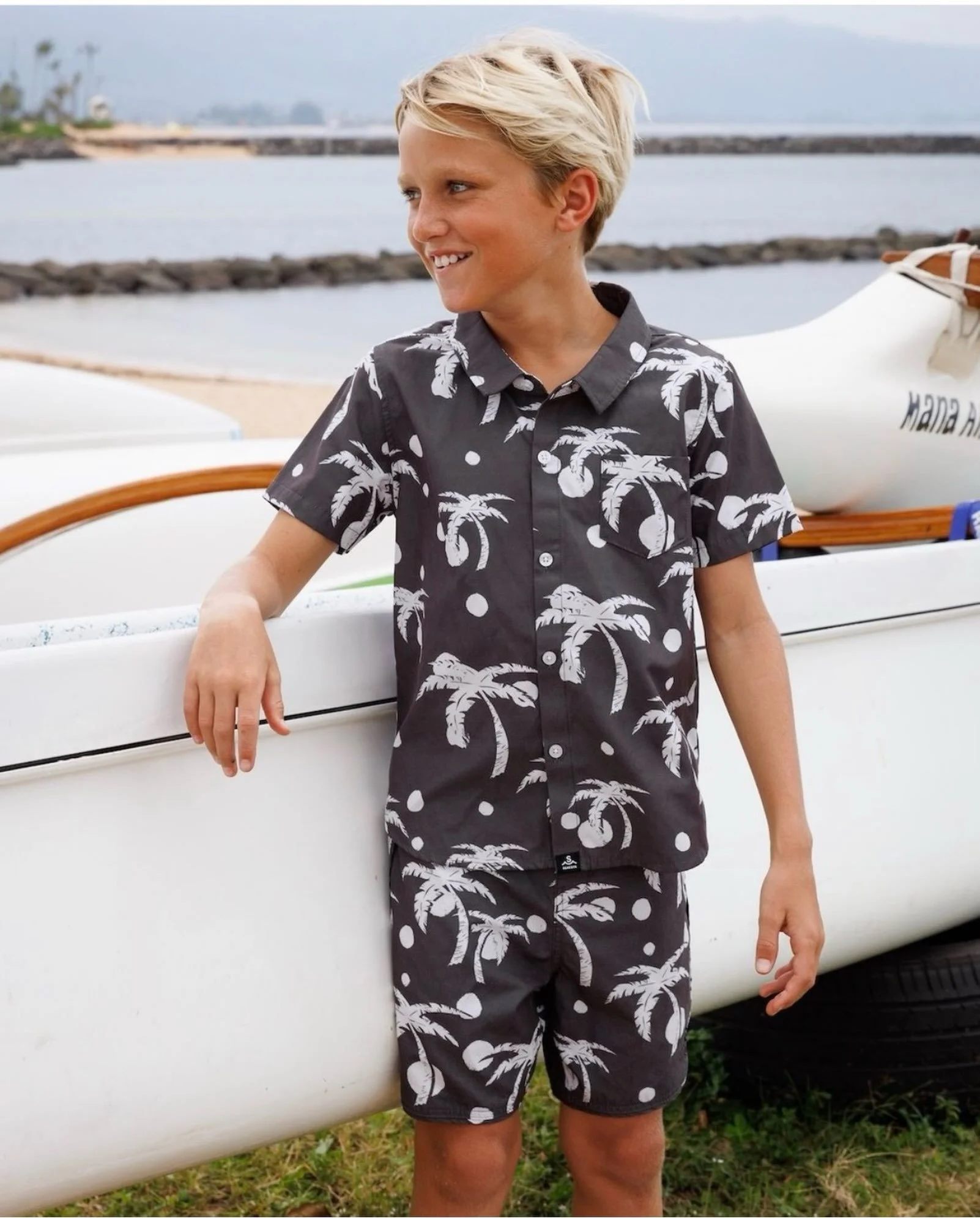 We are SO excited to announce that @nickyrosekids will now represent @seaestasurf on the West and East Coasts! Get excited to see this super cool brand at @lakidsmarket and @gotokidshub ⚡️