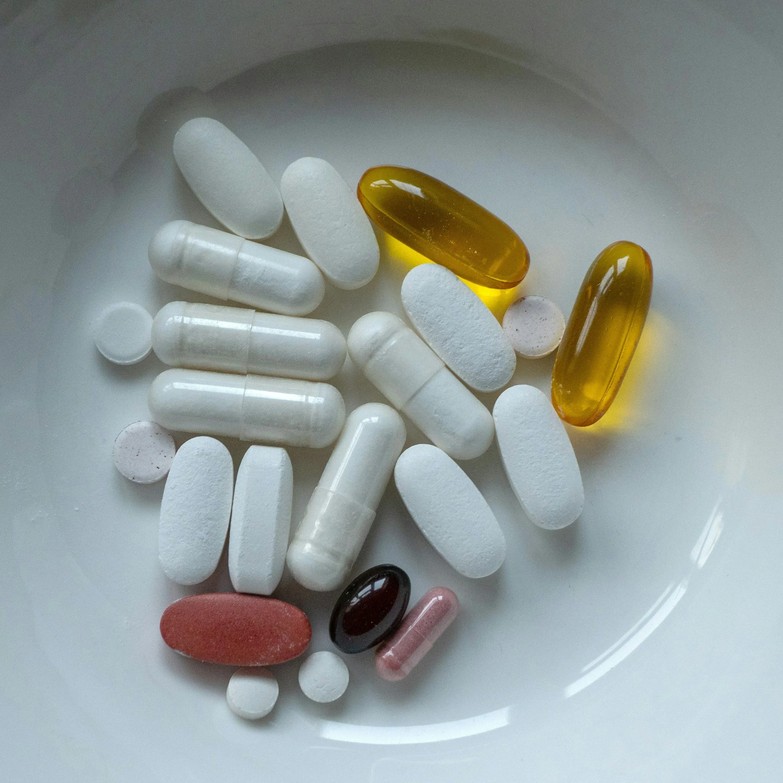 The 5 Toxic Additives Hiding in 80% of Supplements (and Why I Avoid Them)
