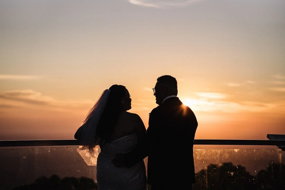 There's something truly magical about capturing love under a winter sky. Frankee and Jib's sunset moments turned out to be a breathtaking blend of romance and beauty. Cheers to love that warms even the coldest of days! 
#winterwedding #sunsetlove #c