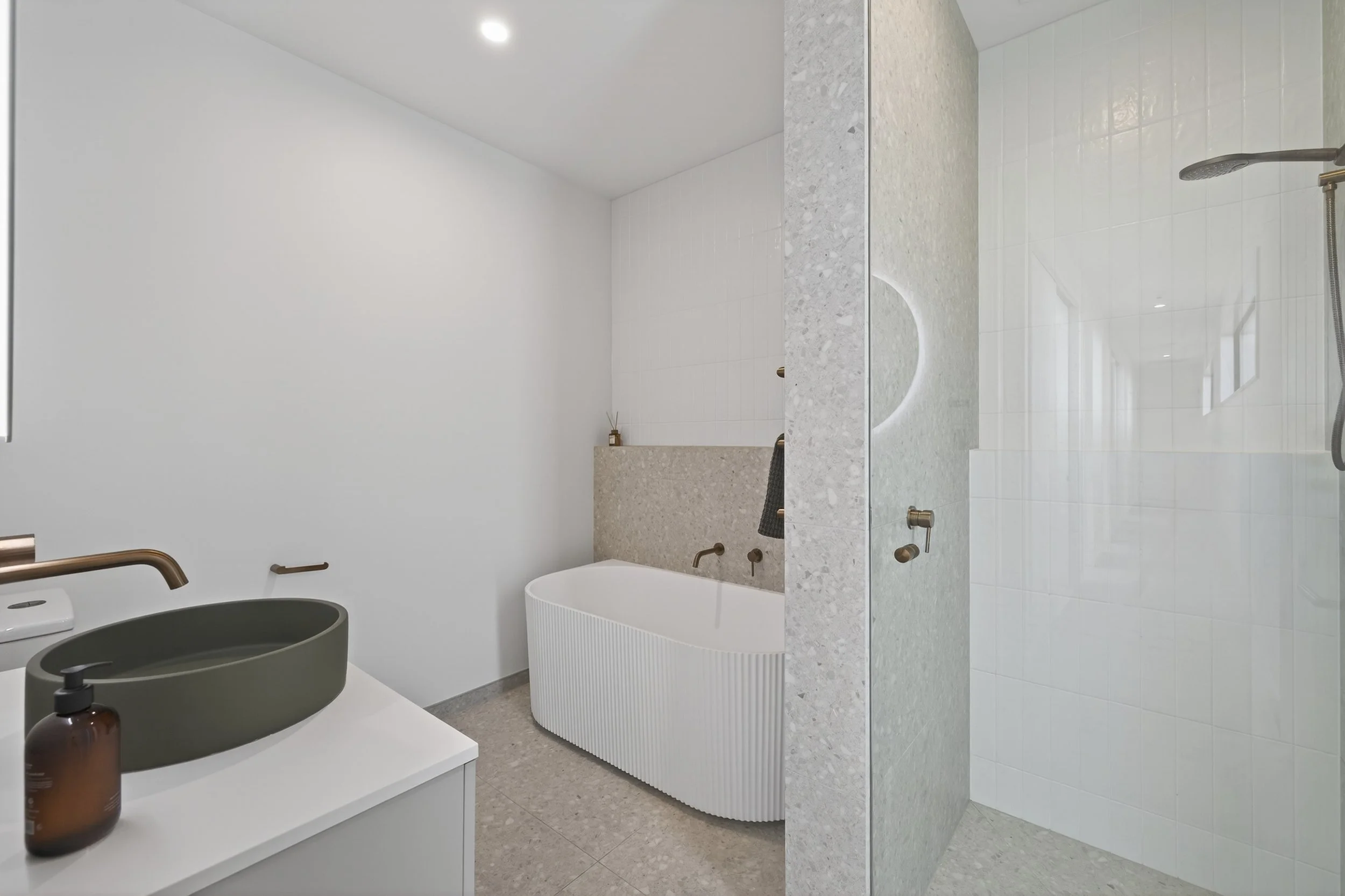 5 Benashet Drive Day-008.jpg