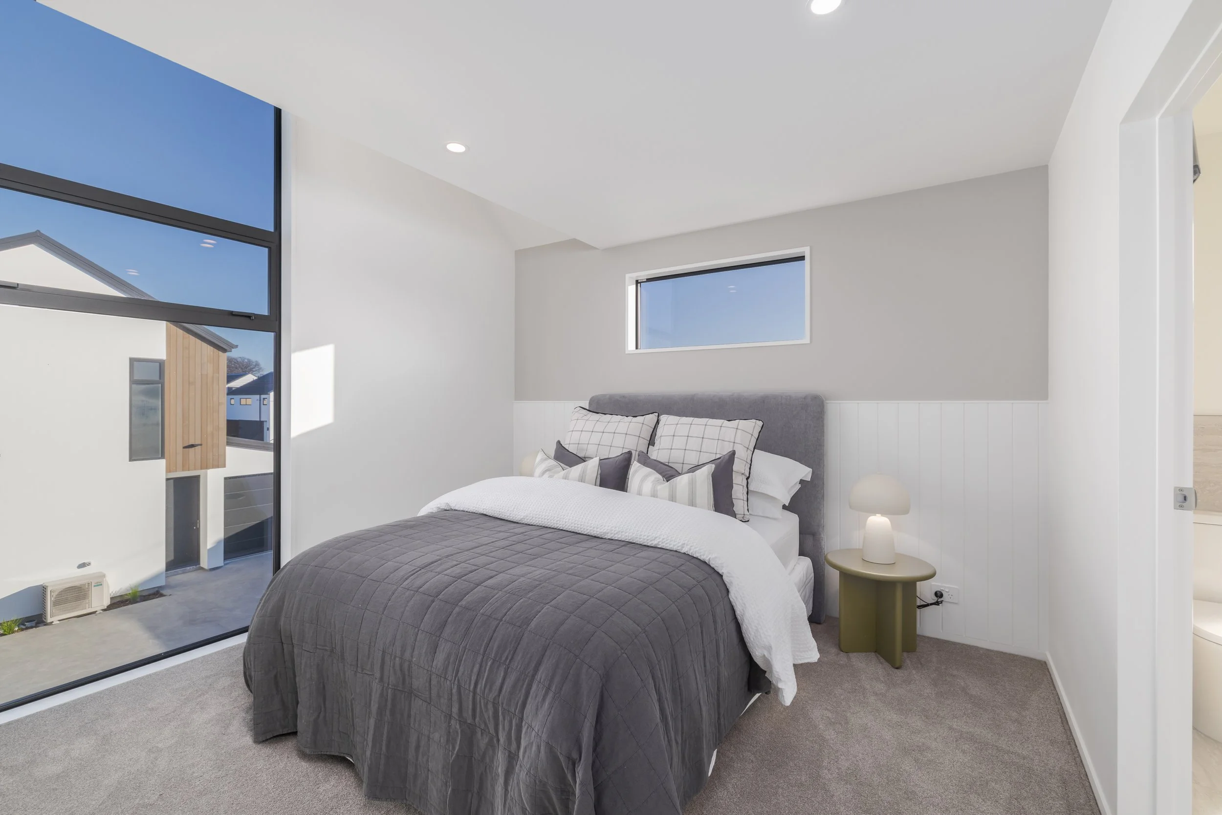3-232 Geraldine Street-004.jpg