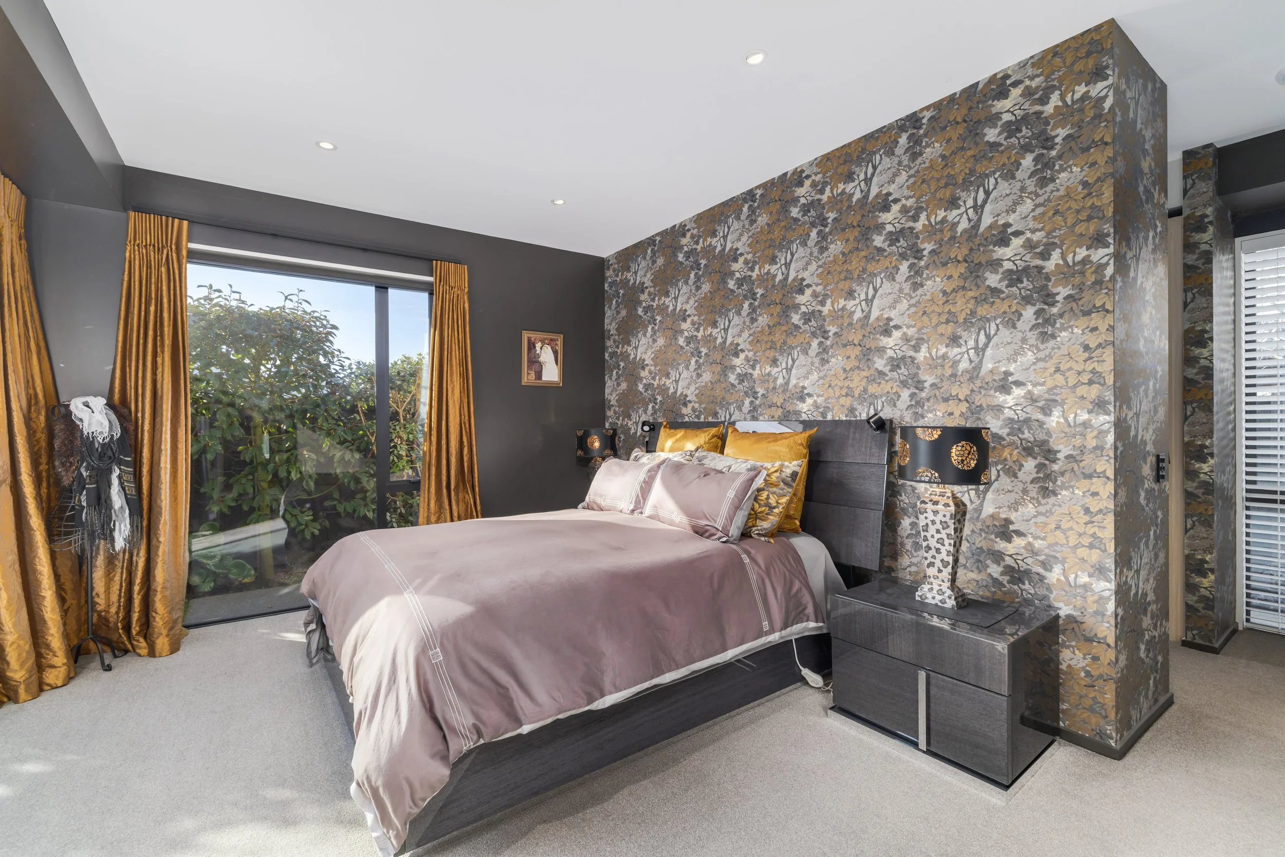 15 Ashford Avenue-007.jpg
