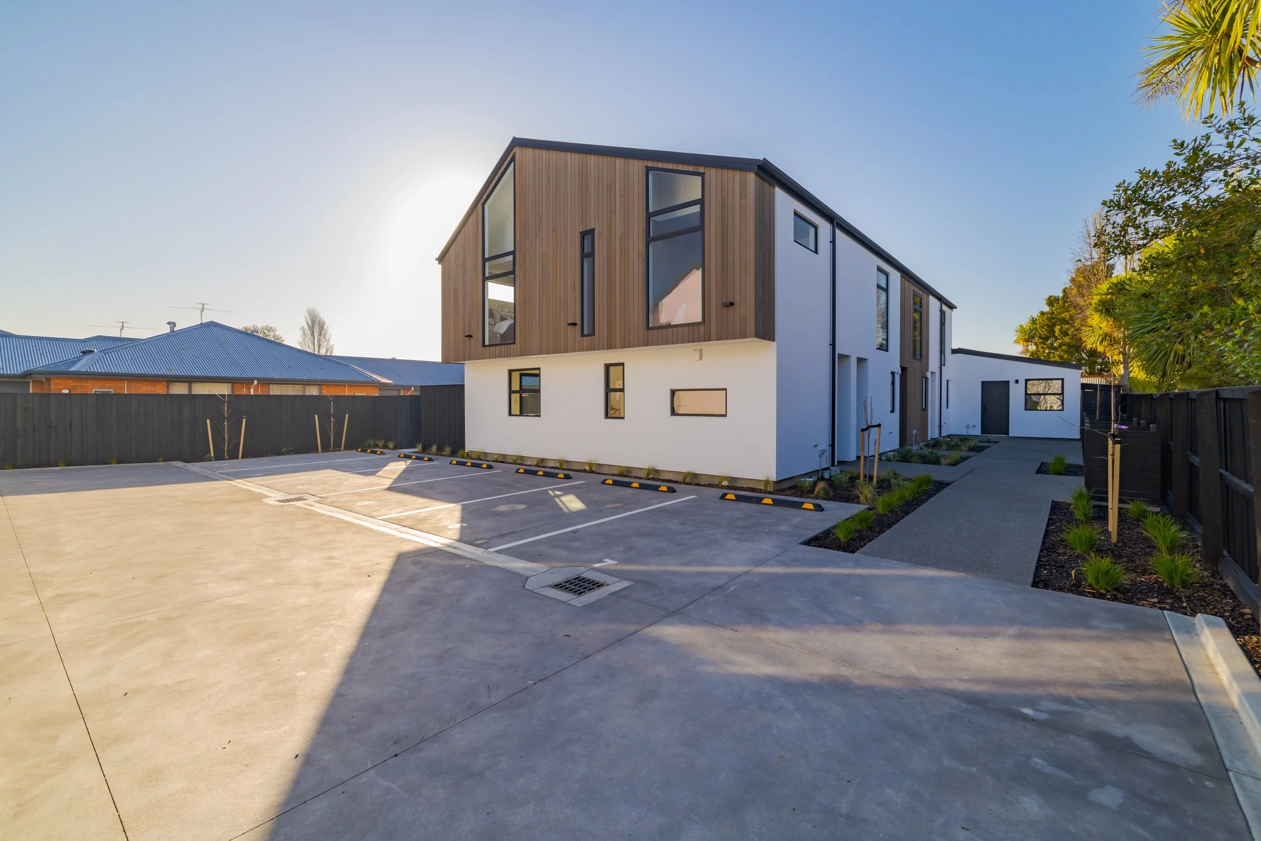 3-232 Geraldine Street-014.jpg