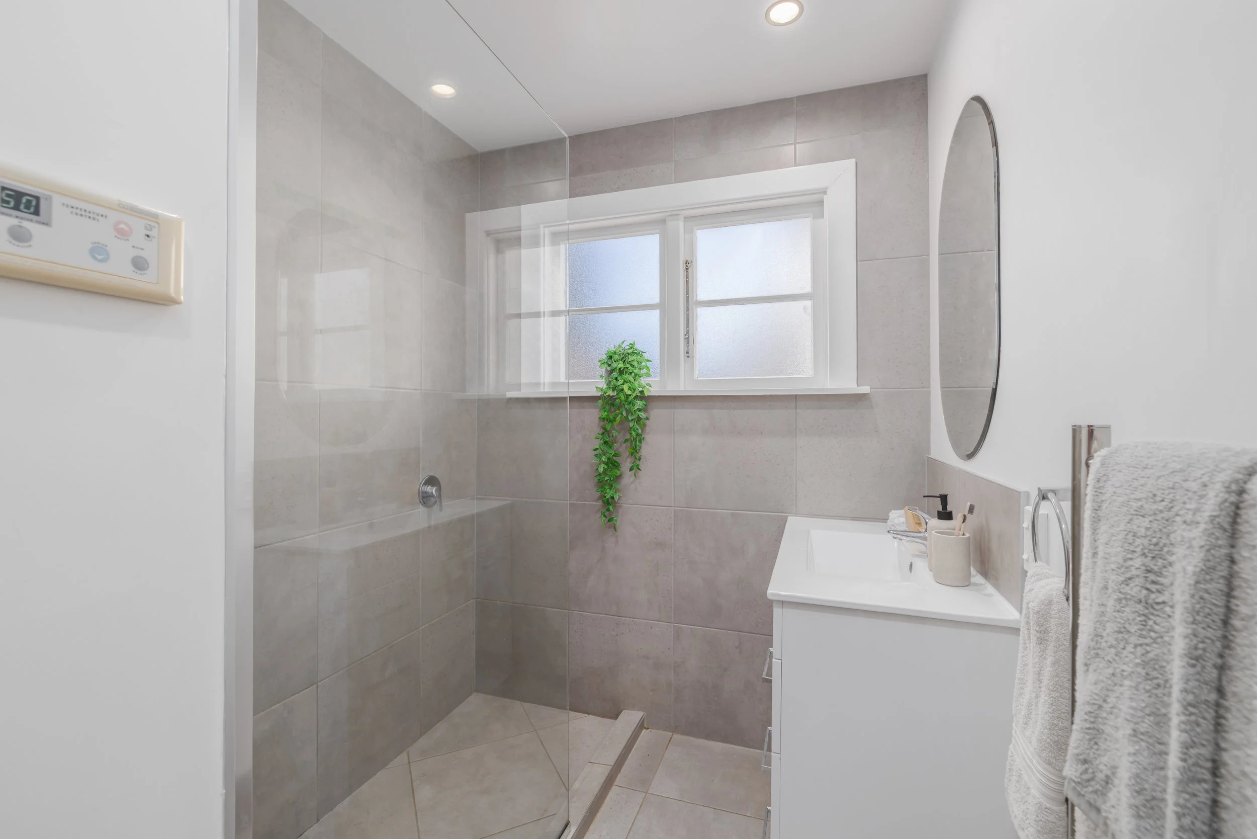 38 Conway Street-003.jpg