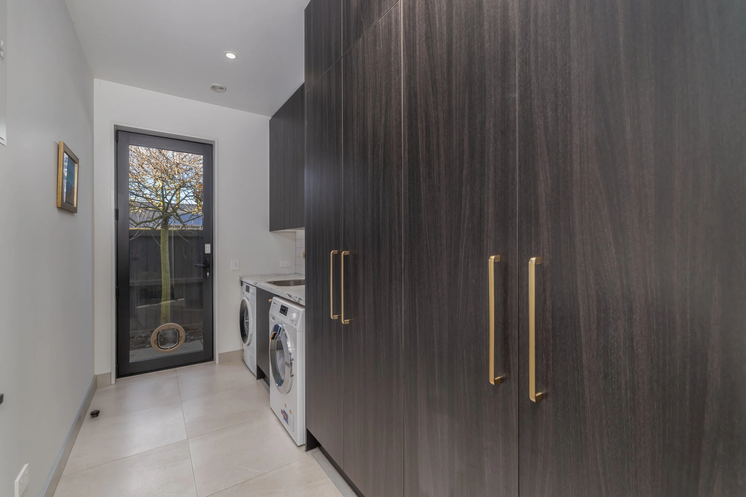 15 Ashford Avenue-006.jpg