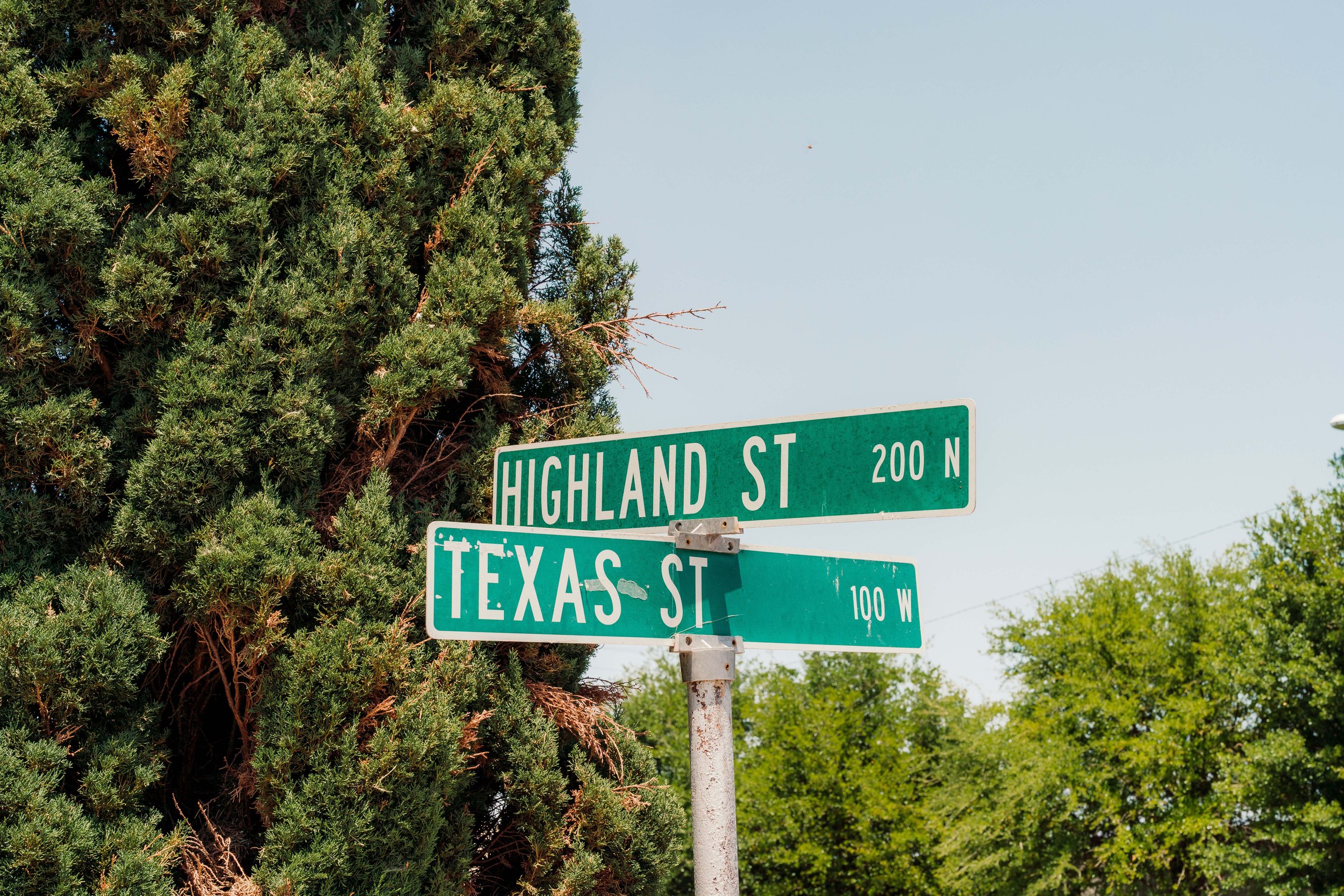 houston-marfa-wedding-Engagement-couples-proposal-photographer-photographers-photography-texas-best-vendor-portfolio-travel-destination-creative-story-teller42.jpg