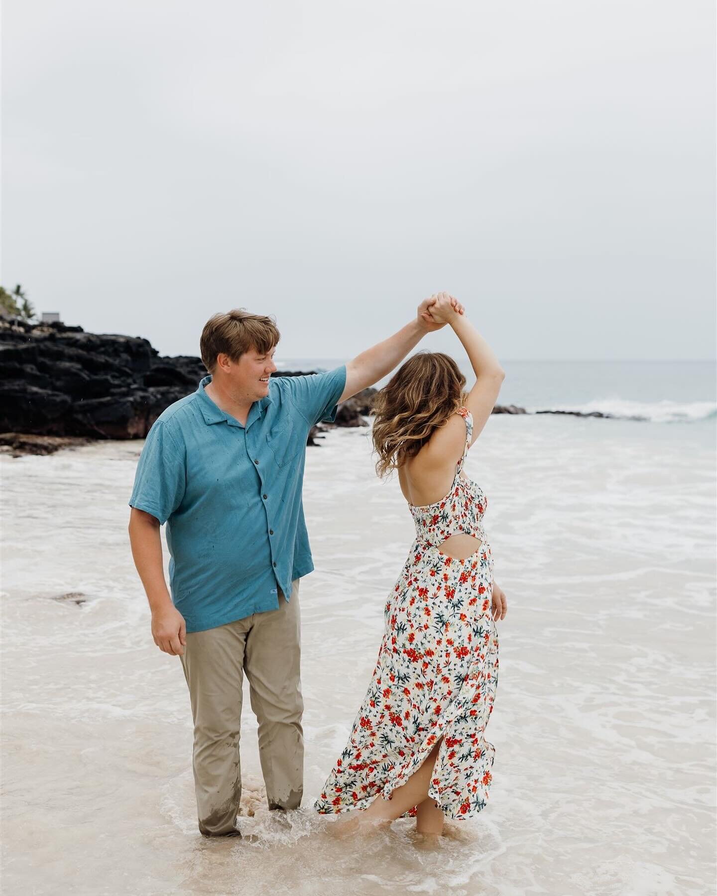Mornings on the beach with Jenae &amp; Austin 🌊
.
.
.
.
.
.
#hawaiiphotographer #hawaiiengagement #hawaiiweddingphotographer #alaskaweddingphotographer #alaskaphotographer #engaged #beachengagementsession #engaged💍 #engagementphotos #2024bride #202