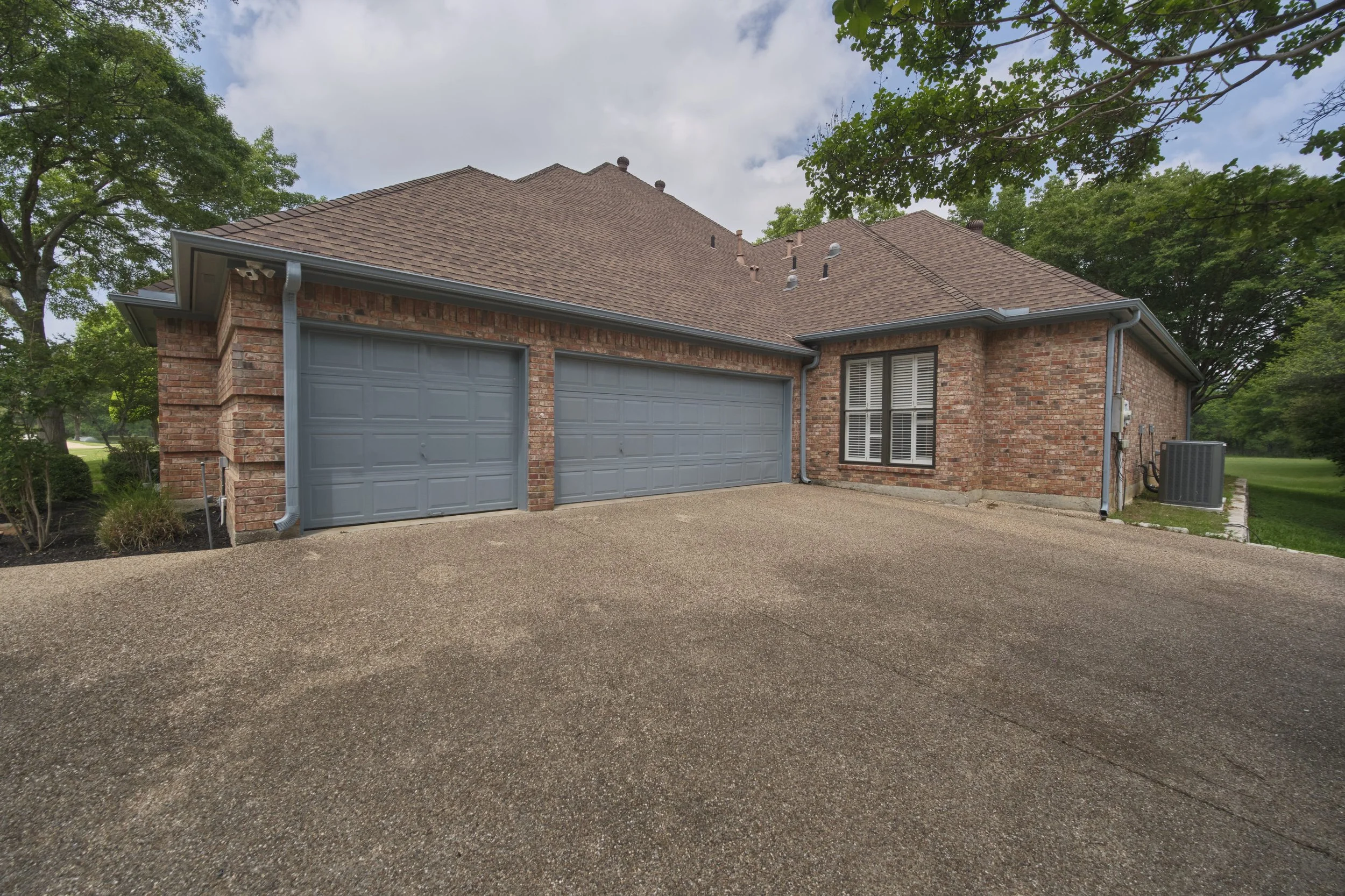 Exterior4.jpg