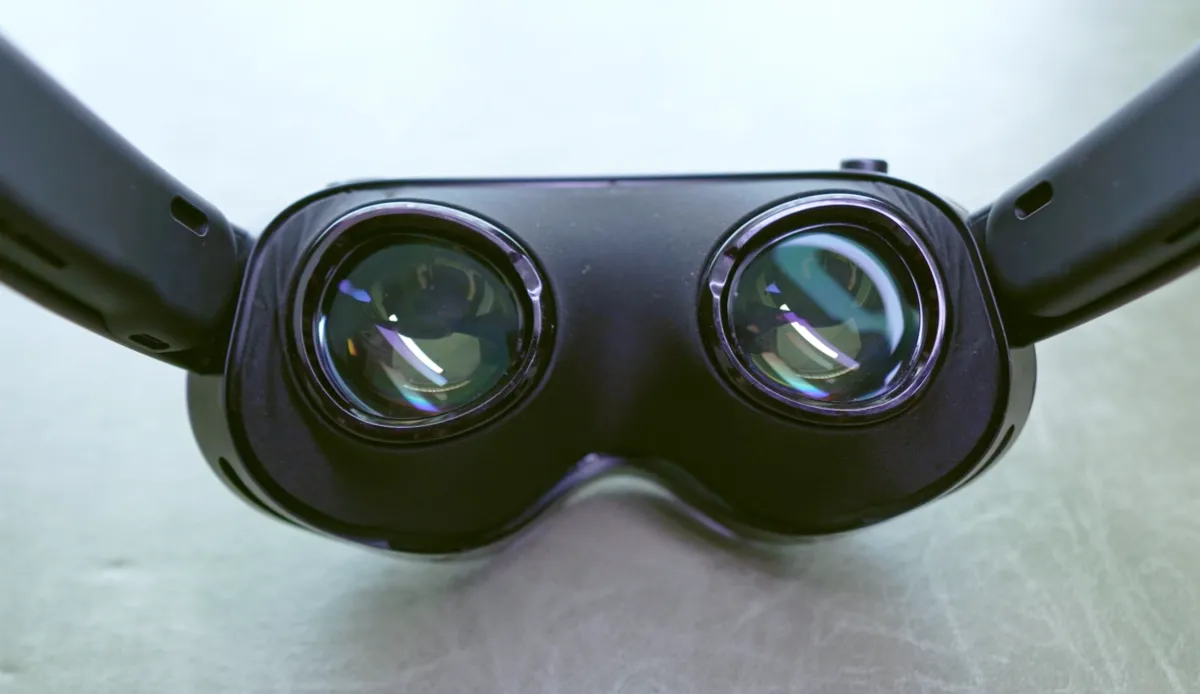 Get Ready For The Android Vision Pro 😯 Play For Dream MR First Look (8K ...