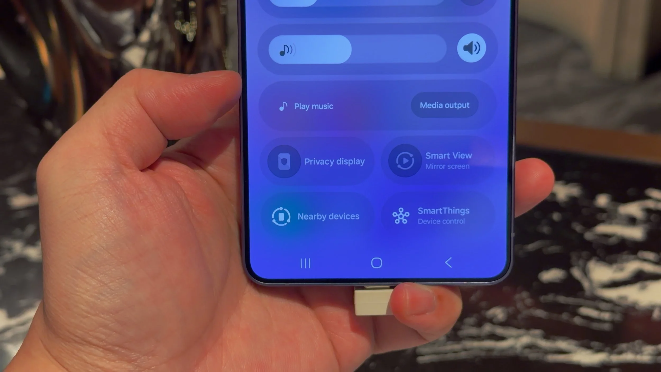Privacy Screen button