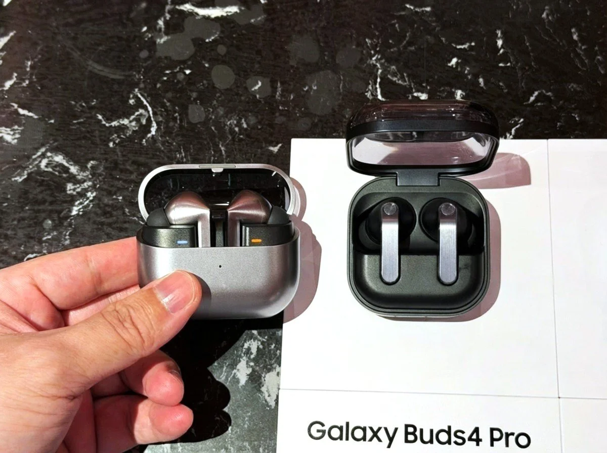 Samsung Buds4 Pro vs Buds3 Pro image.jpg
