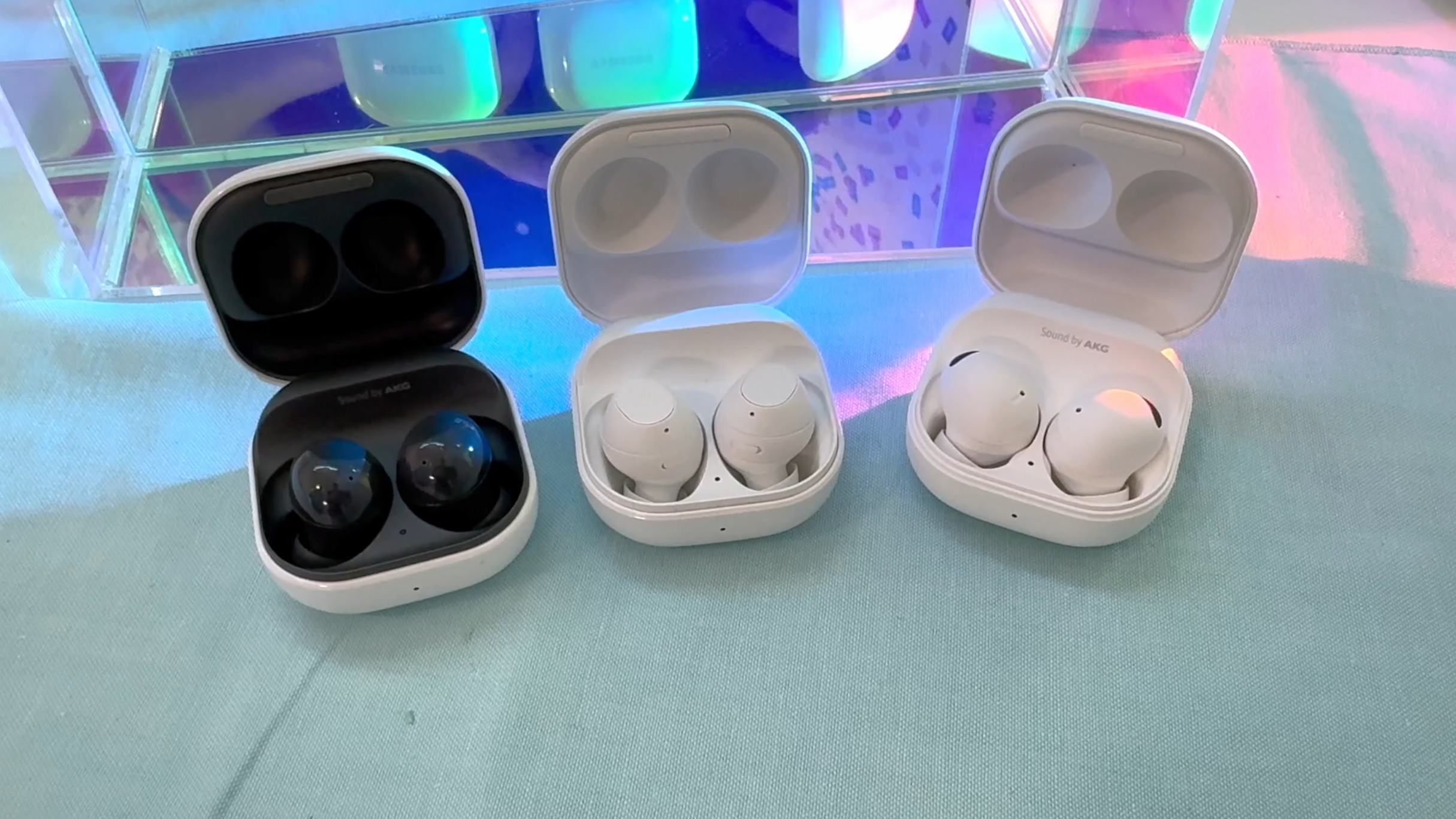 Samsung Galaxy Buds Pro Vs Live Buds Live Vs Galaxy Buds Pro In